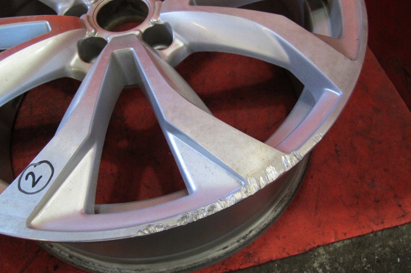 AUDI A4 B6 8E discs aluminium 18 8J ET43 5x112 KBA 562