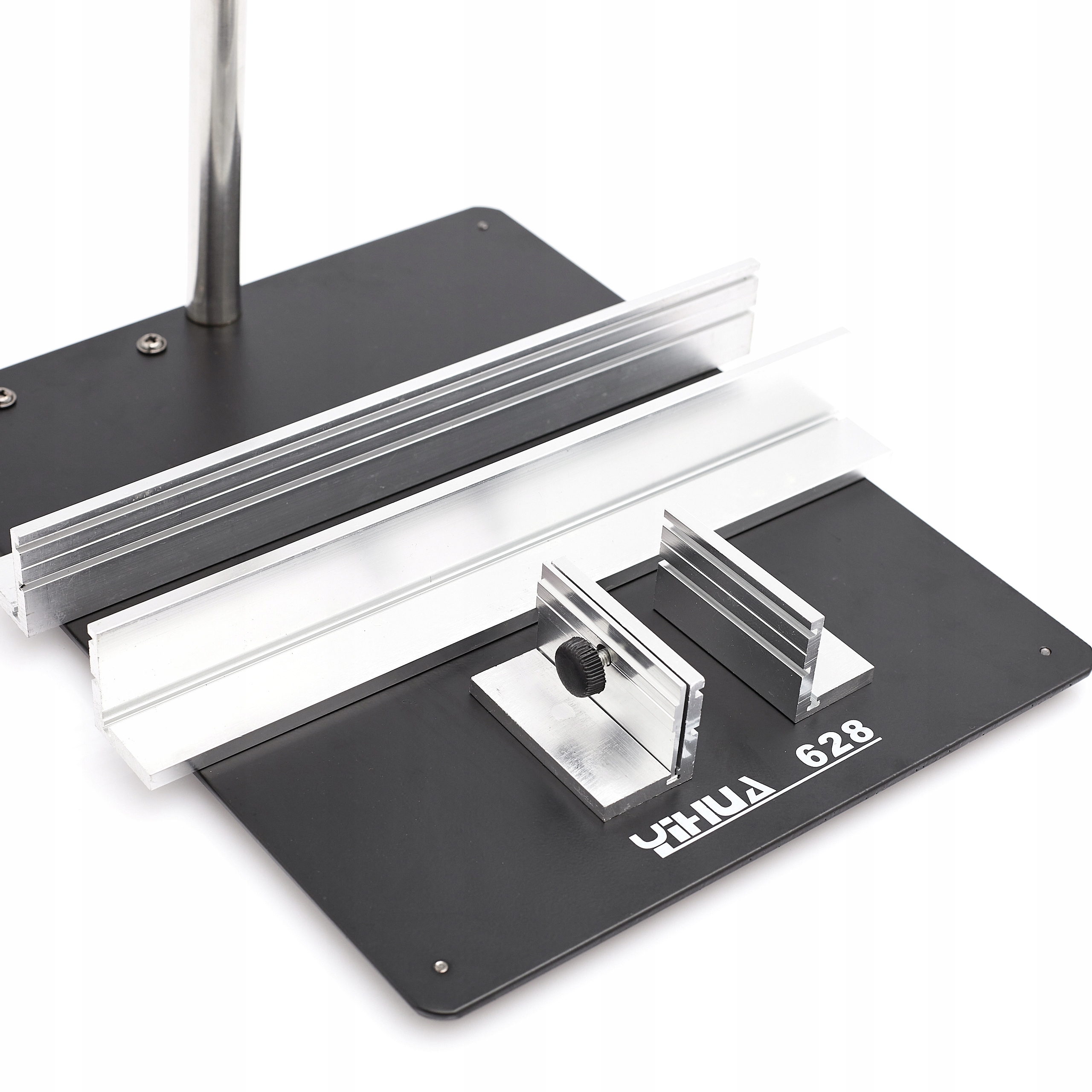 UCHWYT NA KOLBĘ HOT-AIR Z MAGNETYCZNYM STOLIKIEM Model 3A2F-70152