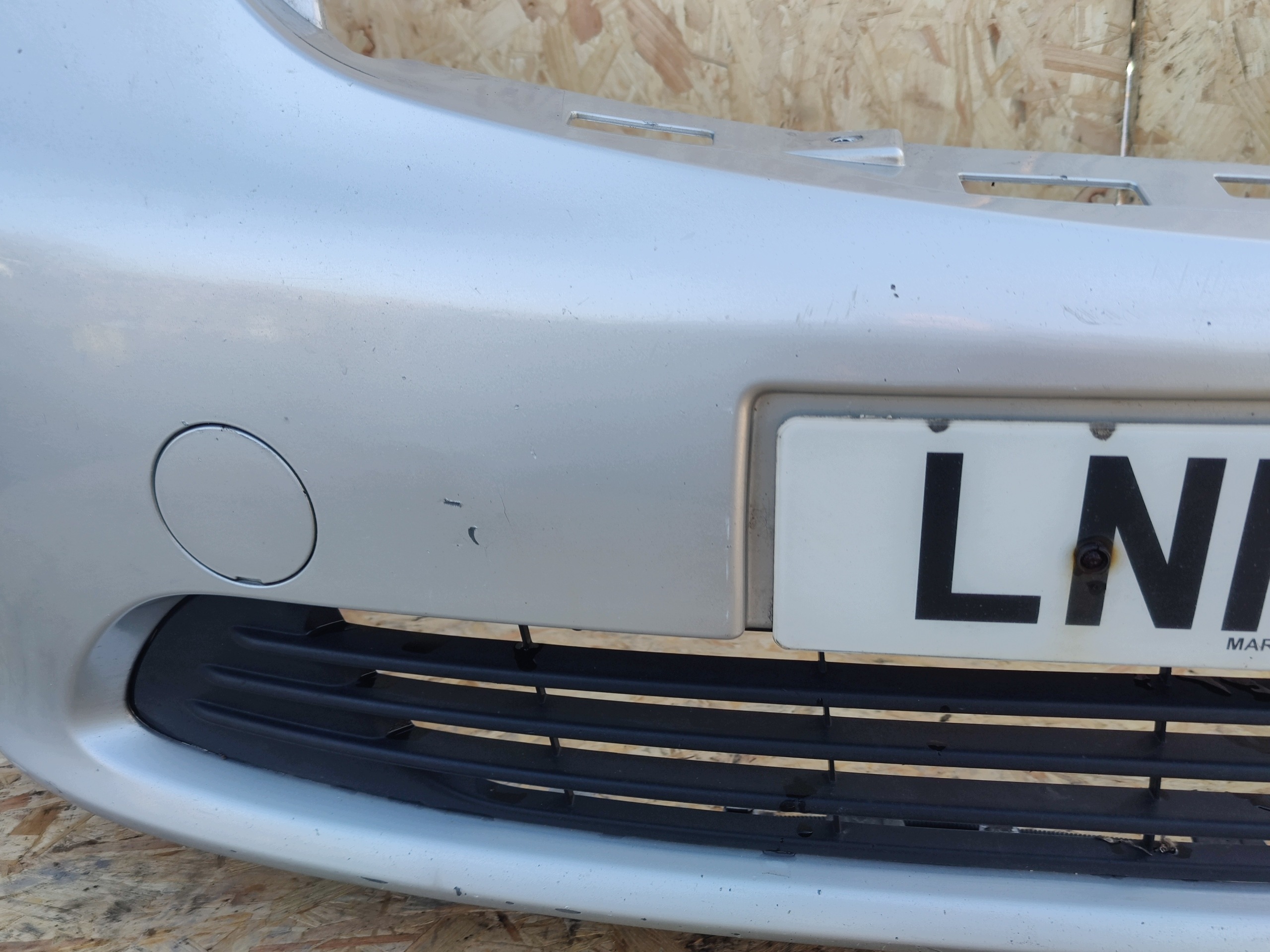OPEL VIVARO B 2015R bumper front front complete SREBRNY
