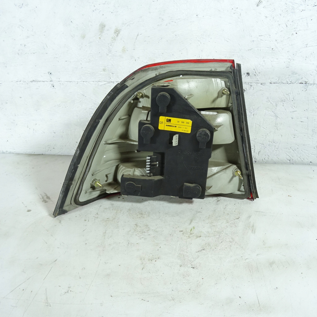 OPEL VECTRA B HATCHBACK light rear part right