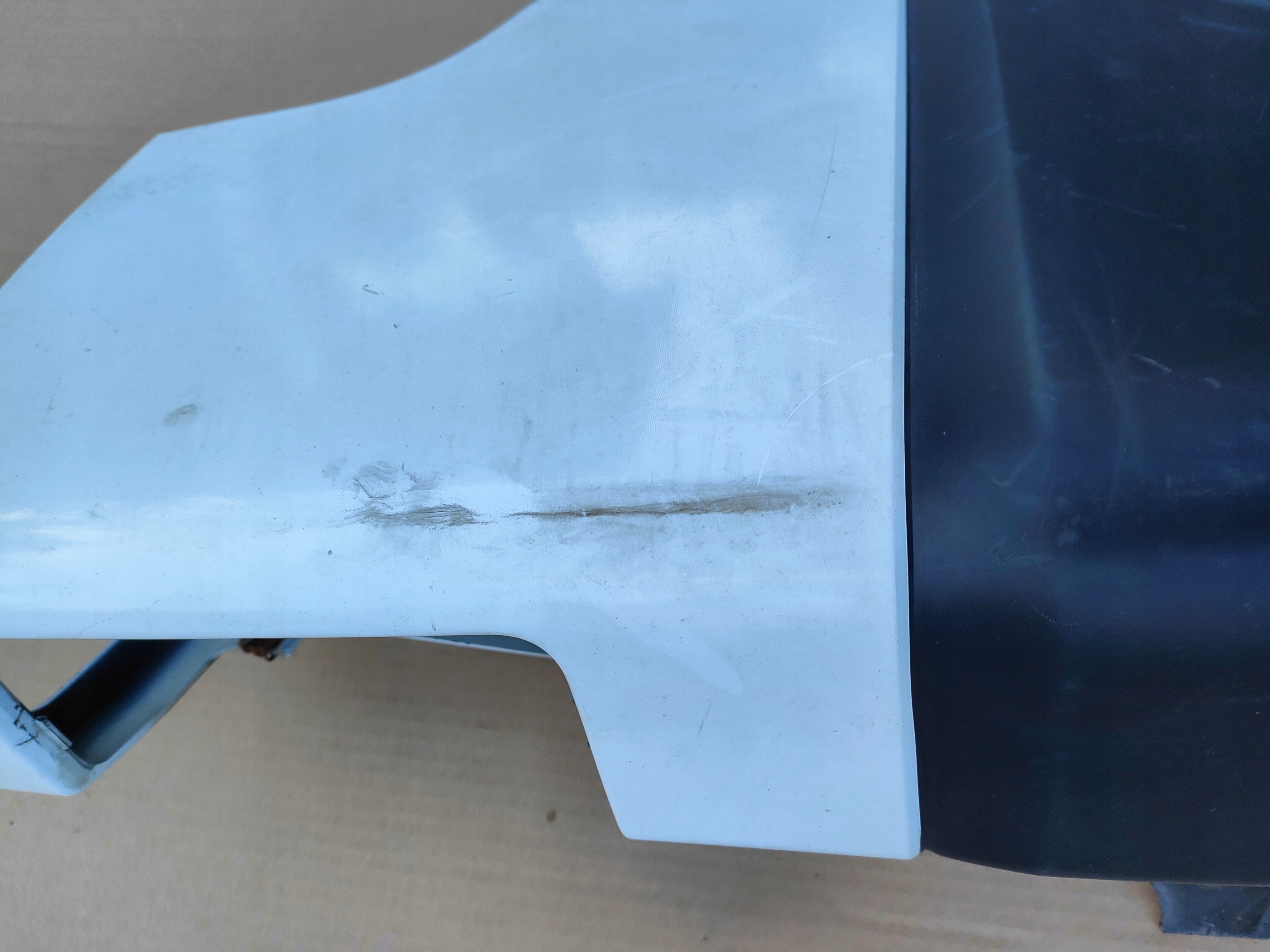 RENAULT TRAFIC III VIVARO B bumper corner right rear part 850162827R original