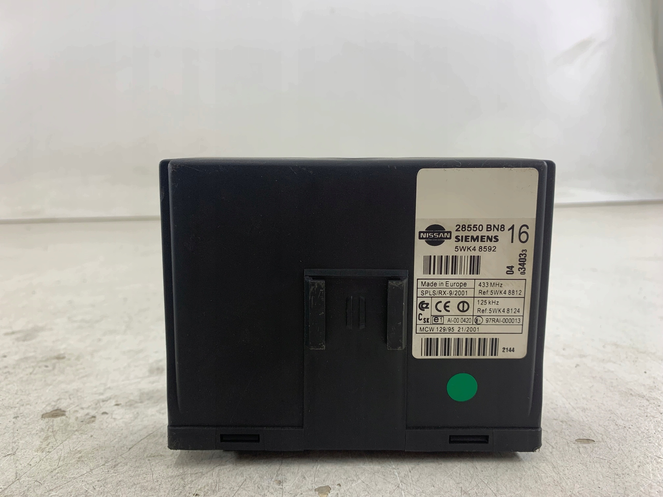 NISSAN ALMERA N16 unité commande confort 28550BN816