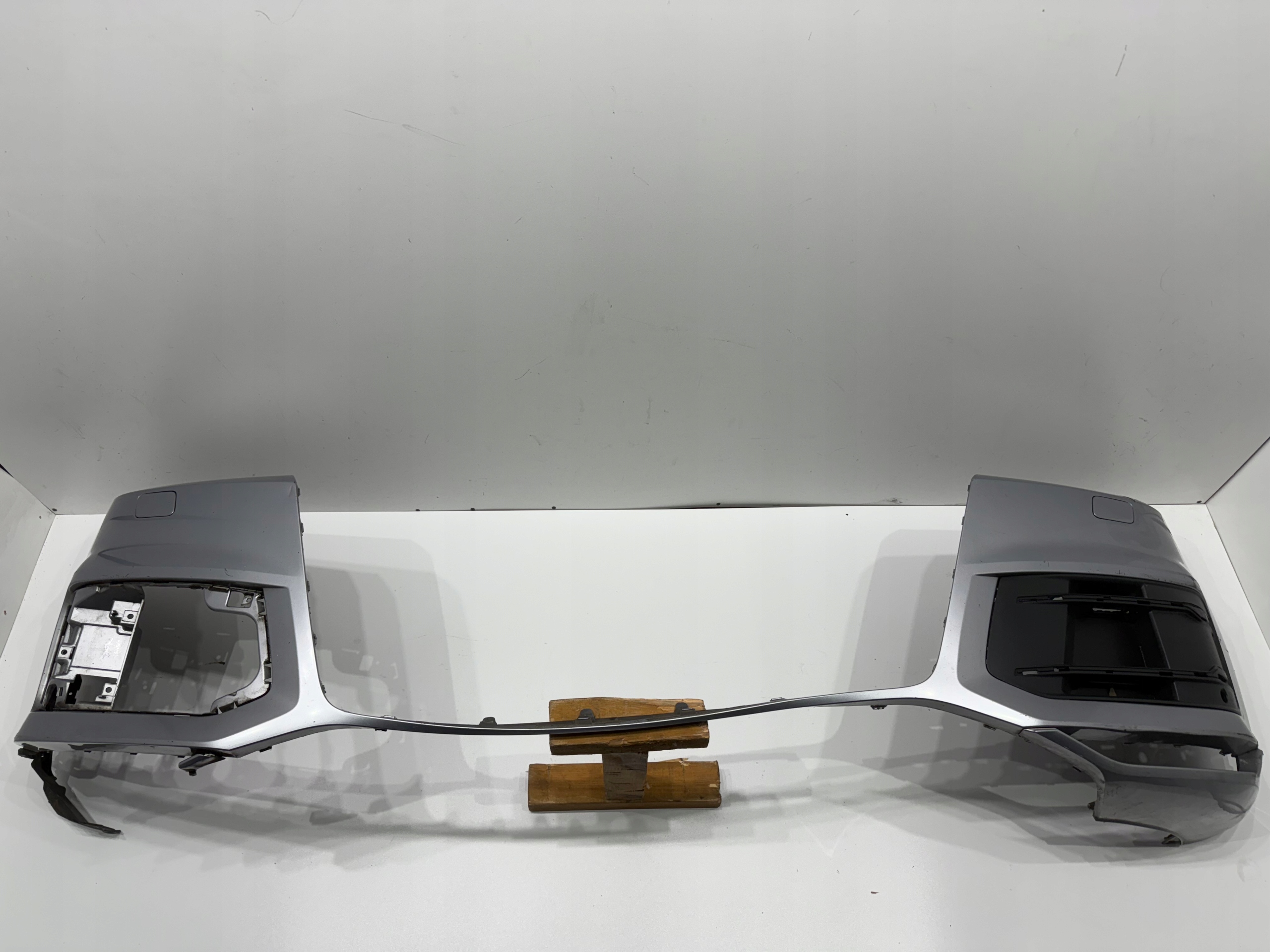 AUDI Q7 II 4M 4M0 ZWYKŁY 15-19r ZDERZAK PRZÓD PRZEDNI