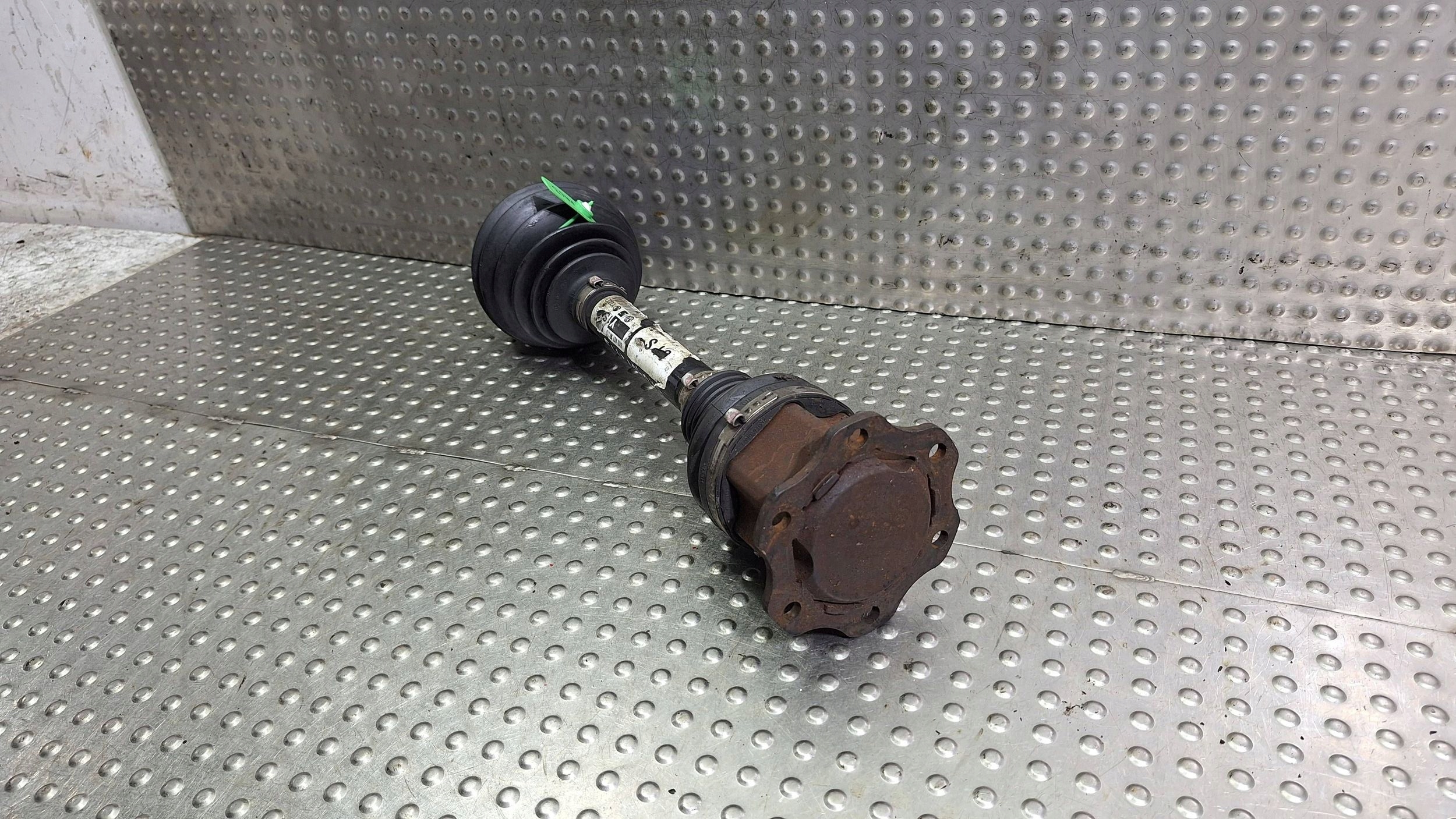 semi-axis left front 8K0407271S AUDI A4 B8 A5 8T 2.7 3.0 TDI