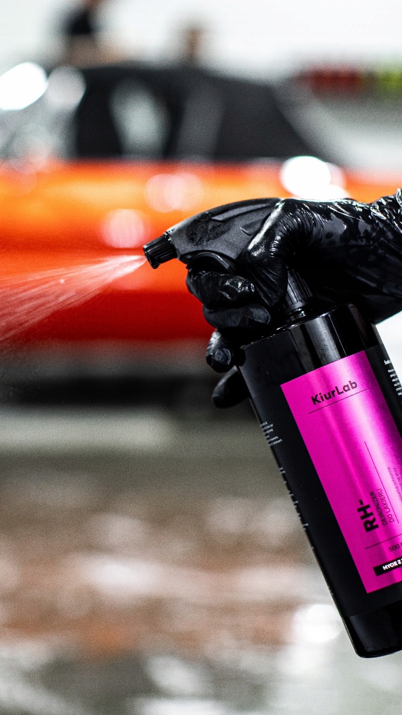 Preparat Do Usuwania Lotnej Rdzy w Aucie KiurLab Deironizer do lakieru RH- Pojemność opakowania 1000 ml