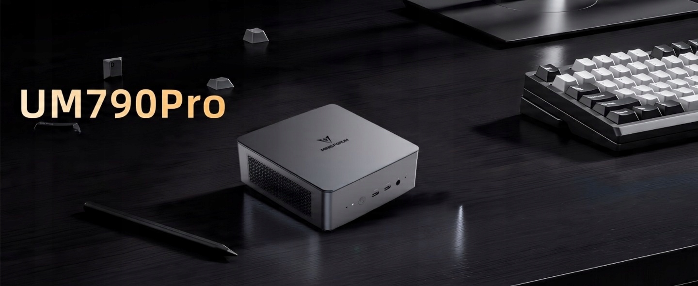 Mini Komputer MINISFORUM UM790 PRO AMD RYZEN 9 7940HS 32/1TB, Win 11Pro, PC Pojemność dysku 1024 GB