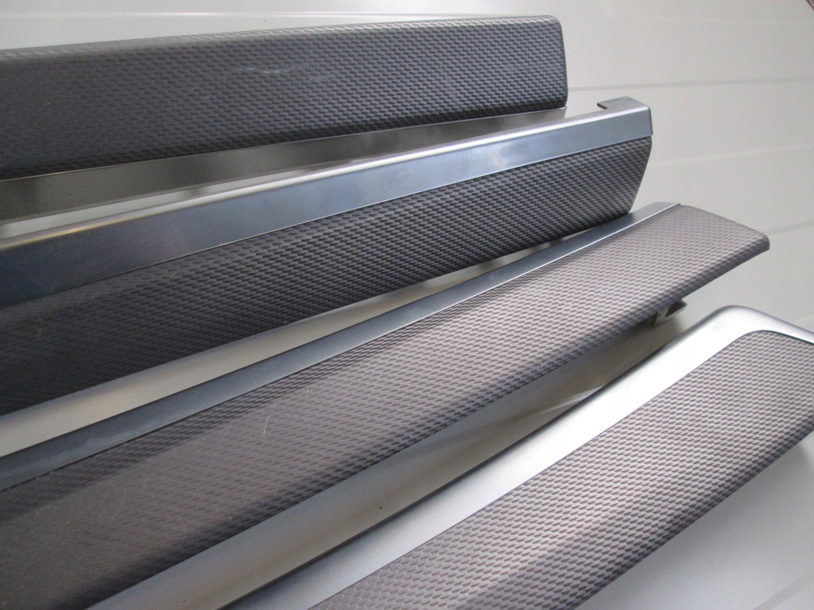 BMW F10 F11 LISTWY WEWNETRZNE DEKORY MPAKIET Part number 8050164