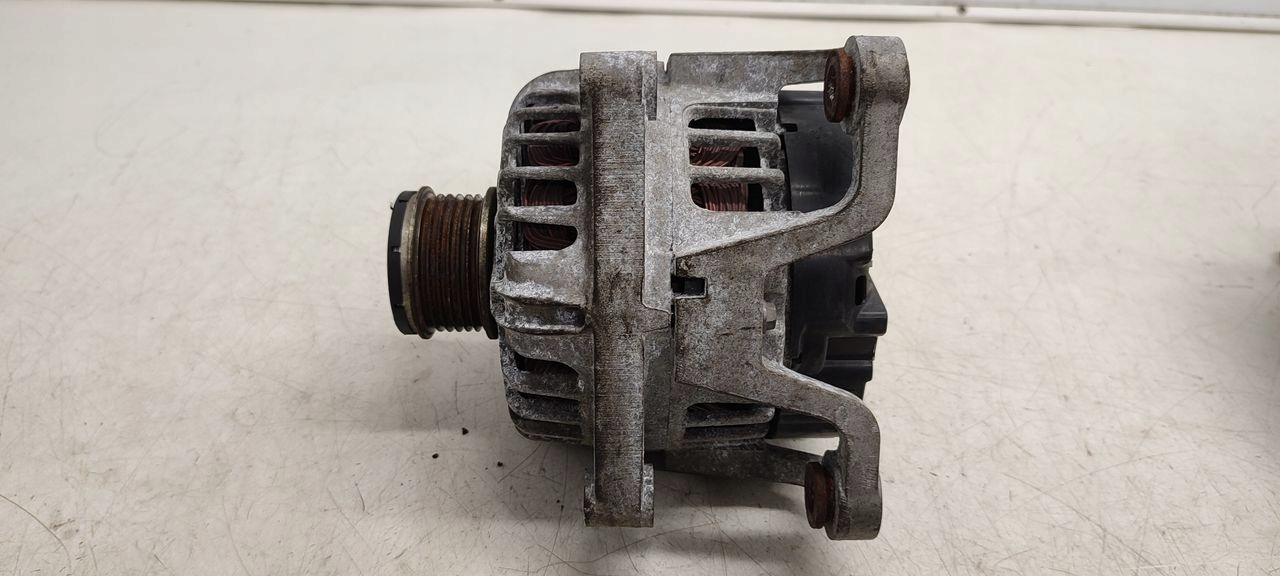 Alternator Opel Zafira C 1,6 TB