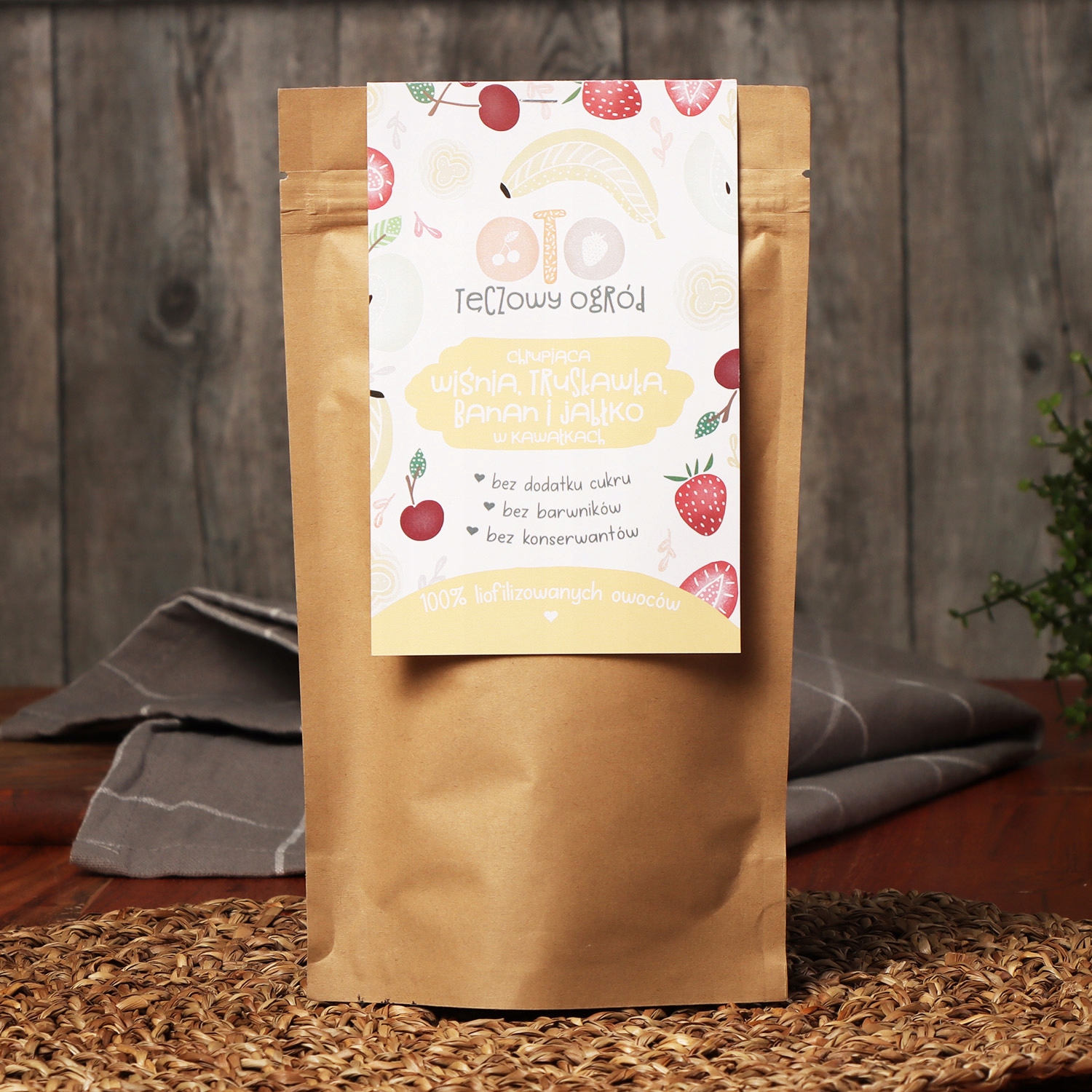 Liofilizowane WIŚNIE TRUSKAWKI BANANY JABŁKA kawałki 20 g Otolandia Stan opakowania oryginalne