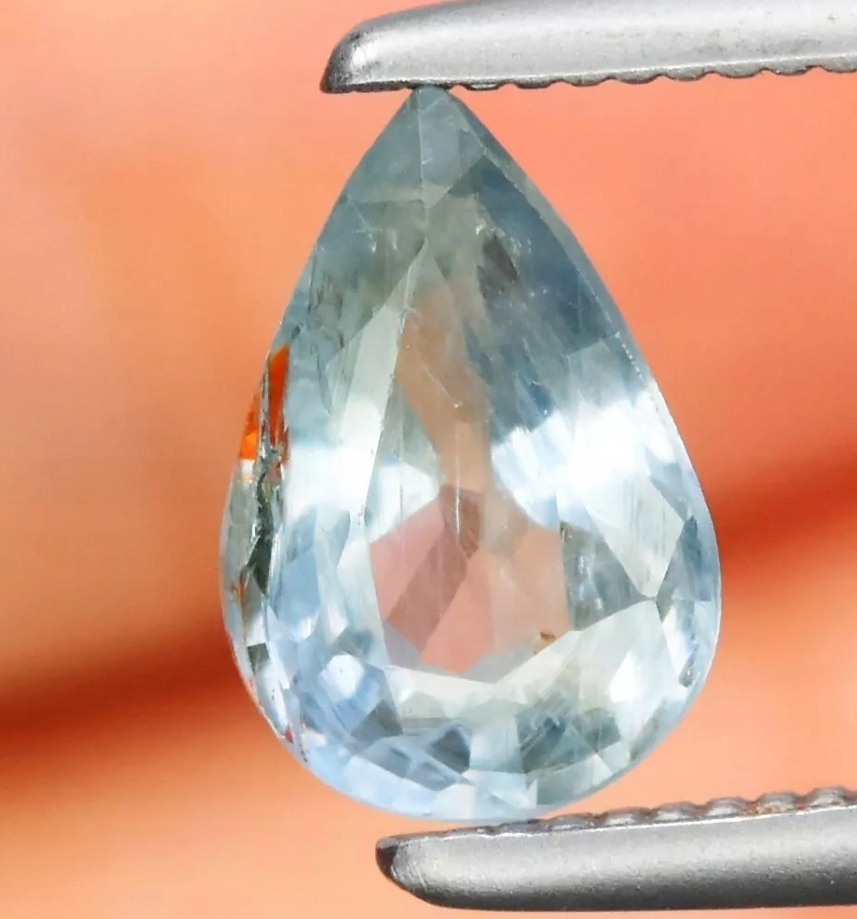 Safír Přírodní Fasetovaný 0,80ct cca 7x5mm GSA7439