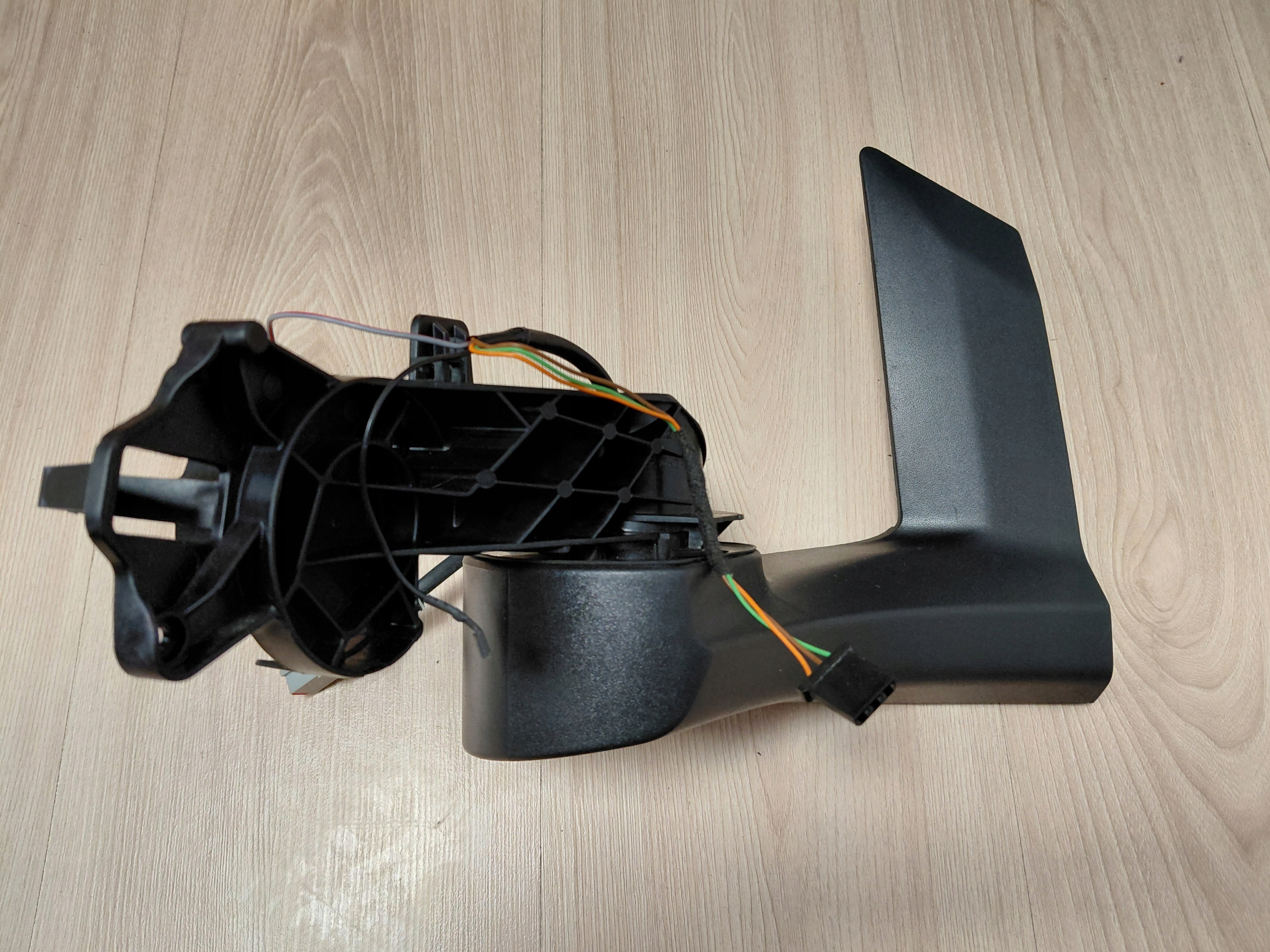 FORD COURIER LIFT 17-23r. mirror right support 5 PIN EUROPA