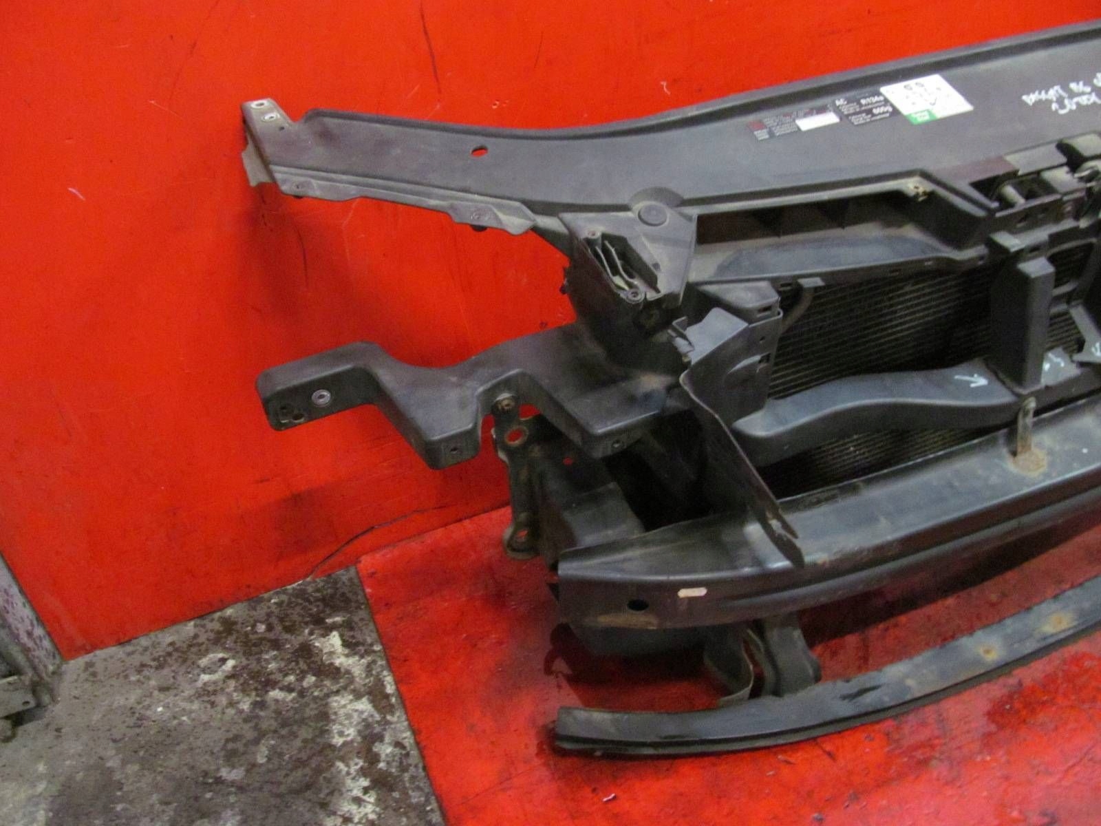 VW PASSAT B6 3C 2.0 TDI BKP support panel for radiators radiator fan sider KOMPLET