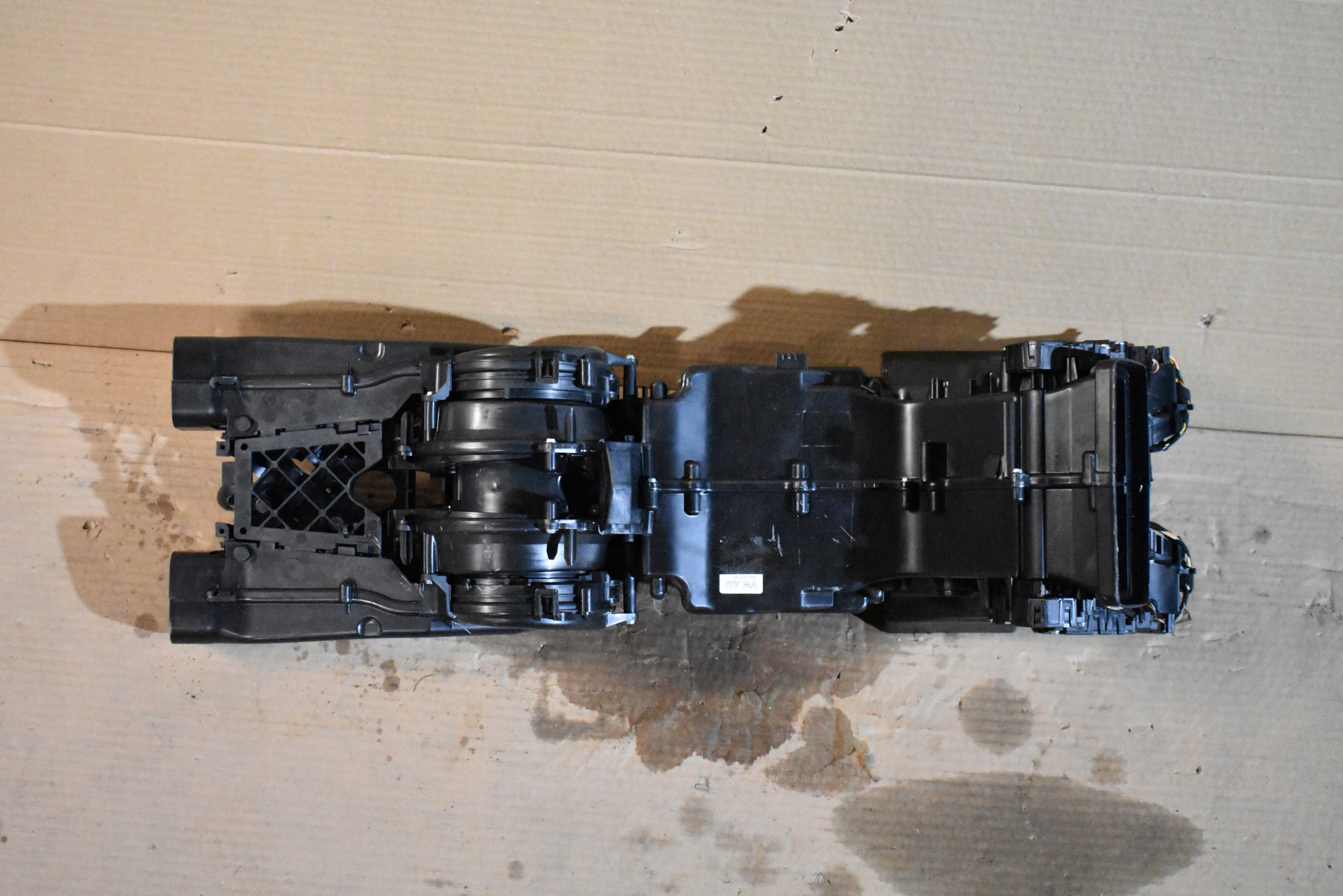 IDEALNA heater rear 4 STREFOWA AUDI A8 D5 1