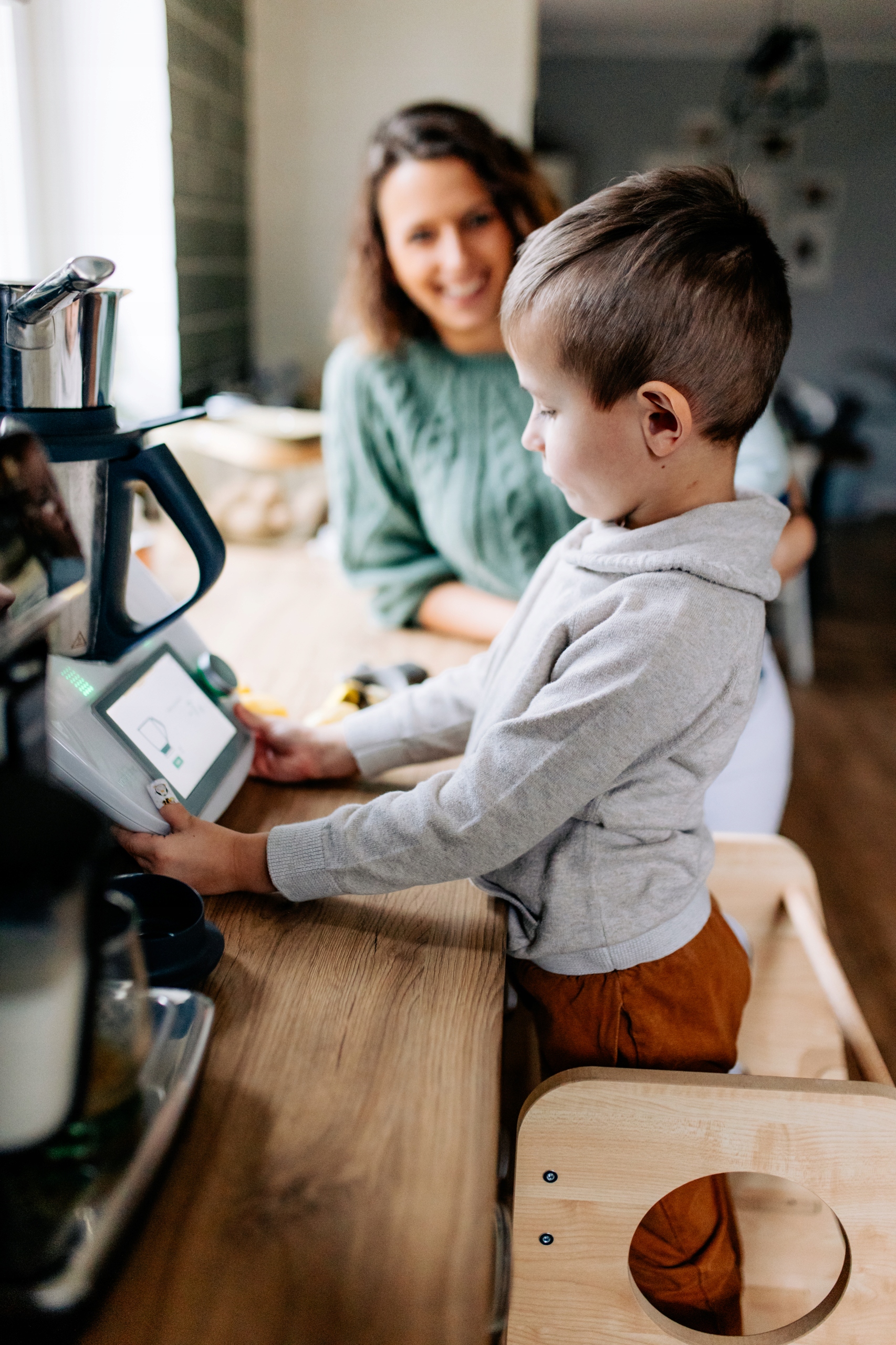 Kitchen Helper pomocnik kuchenny Lena z grafiką Kolekcja Lena
