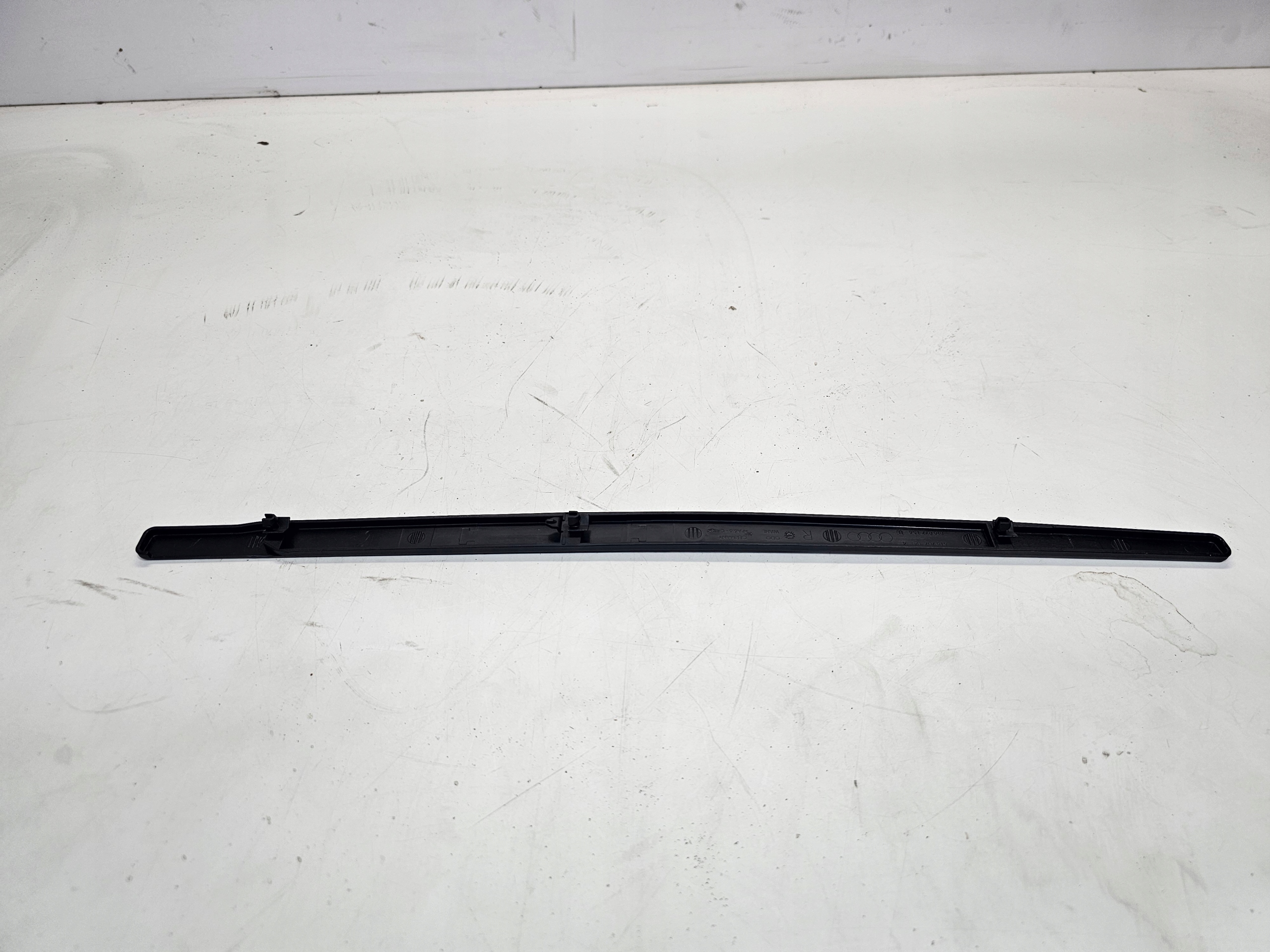 lista RAMY DACHU AUDI A5 S5 8T COUPE 8T0877156B