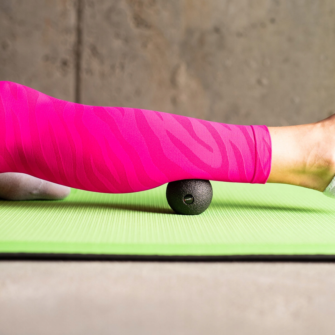 PIŁECZKA REHABILITACYJNA DO MASAŻU BLM01 HMS 6CM Twardość twarde