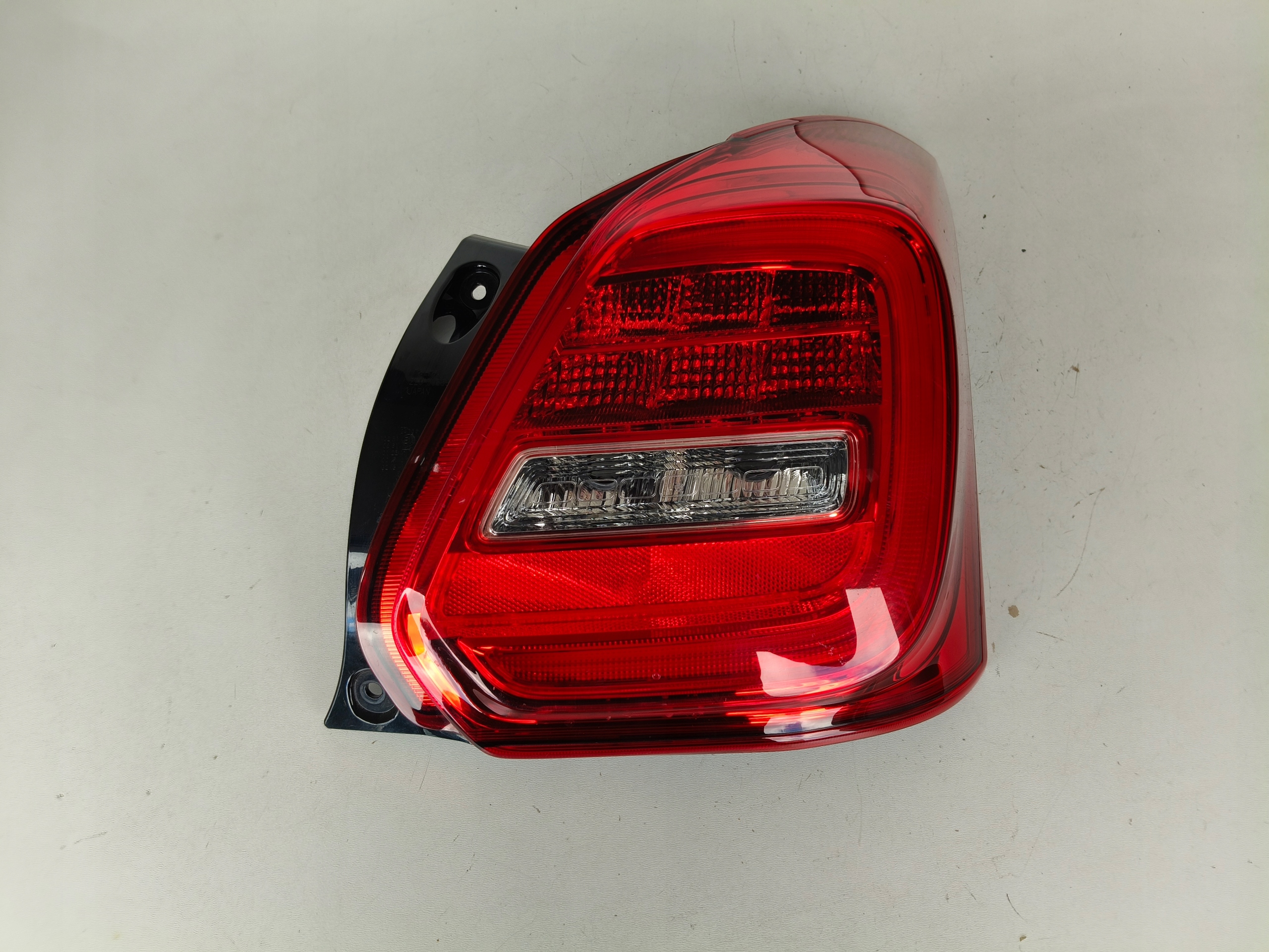 light right rear SUZUKI SWIFT MK8 17- LED