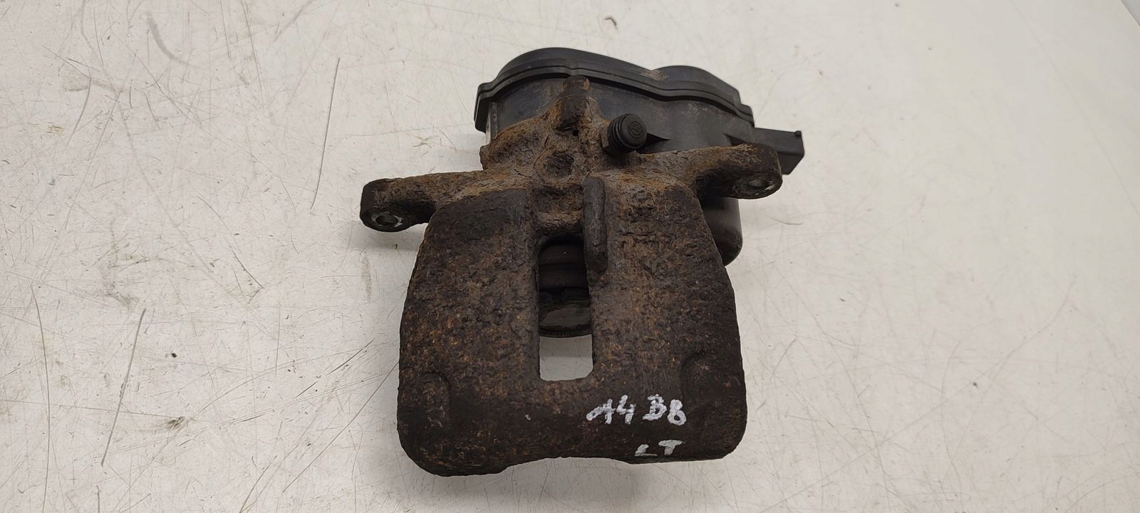 caliper rear part rear left electrical Audi A4 B8