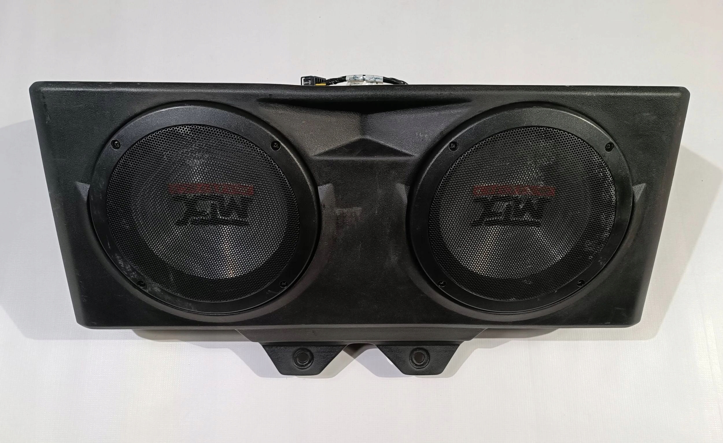 Subwoofer speaker niskotonowy Chevrolet Camaro V 2009-2015