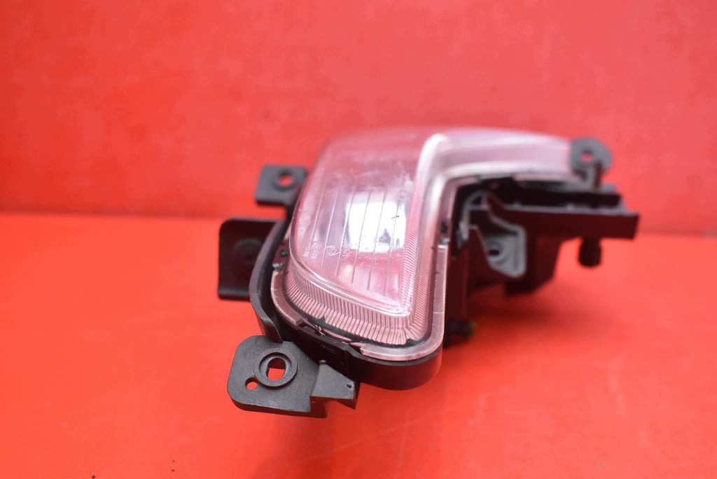 fog light left front front 92201-3W KIA SPORTAGE 3 III 10-14