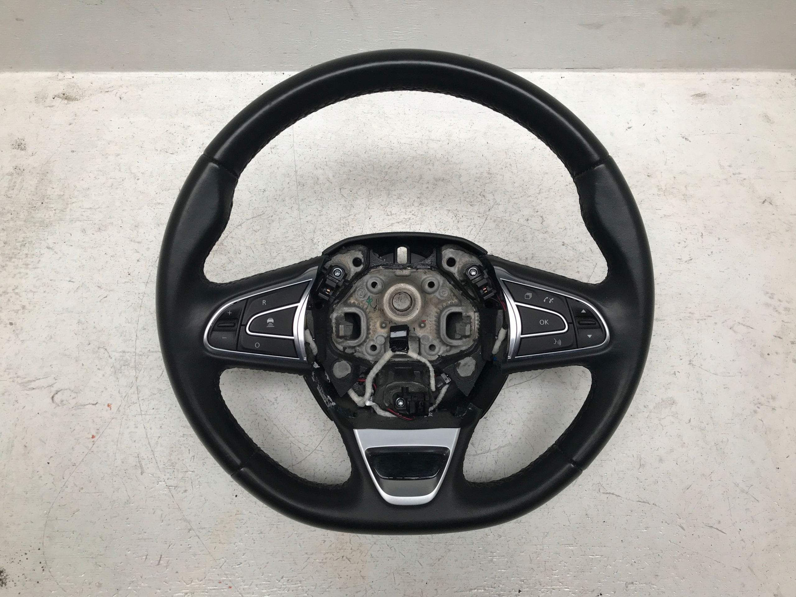 RENAULT KOLEOS II LIFT KIEROWNICA MULTIFUNKCJA SKÓRA 19-23