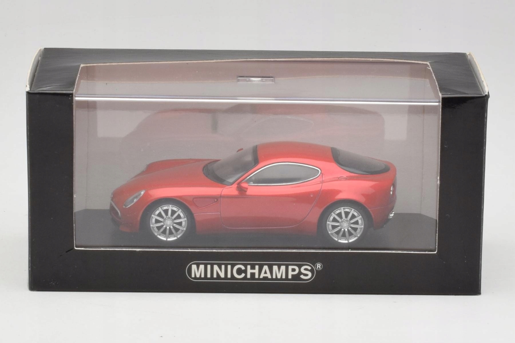 Alfa Romeo 8C Competizione Rosso Alfa Minichamps 1/43