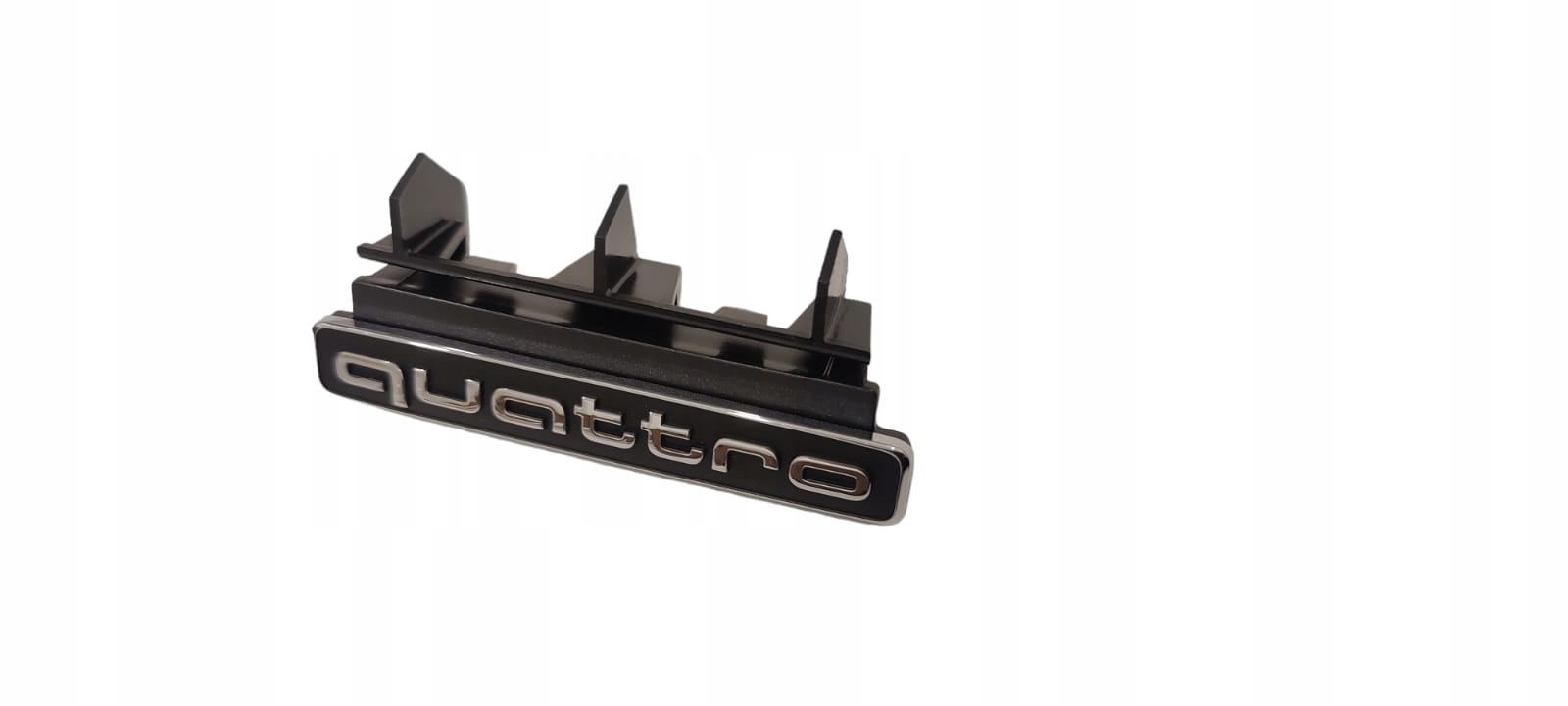 Audi Q5 II0a Кваттро емблема znaczek0a853736