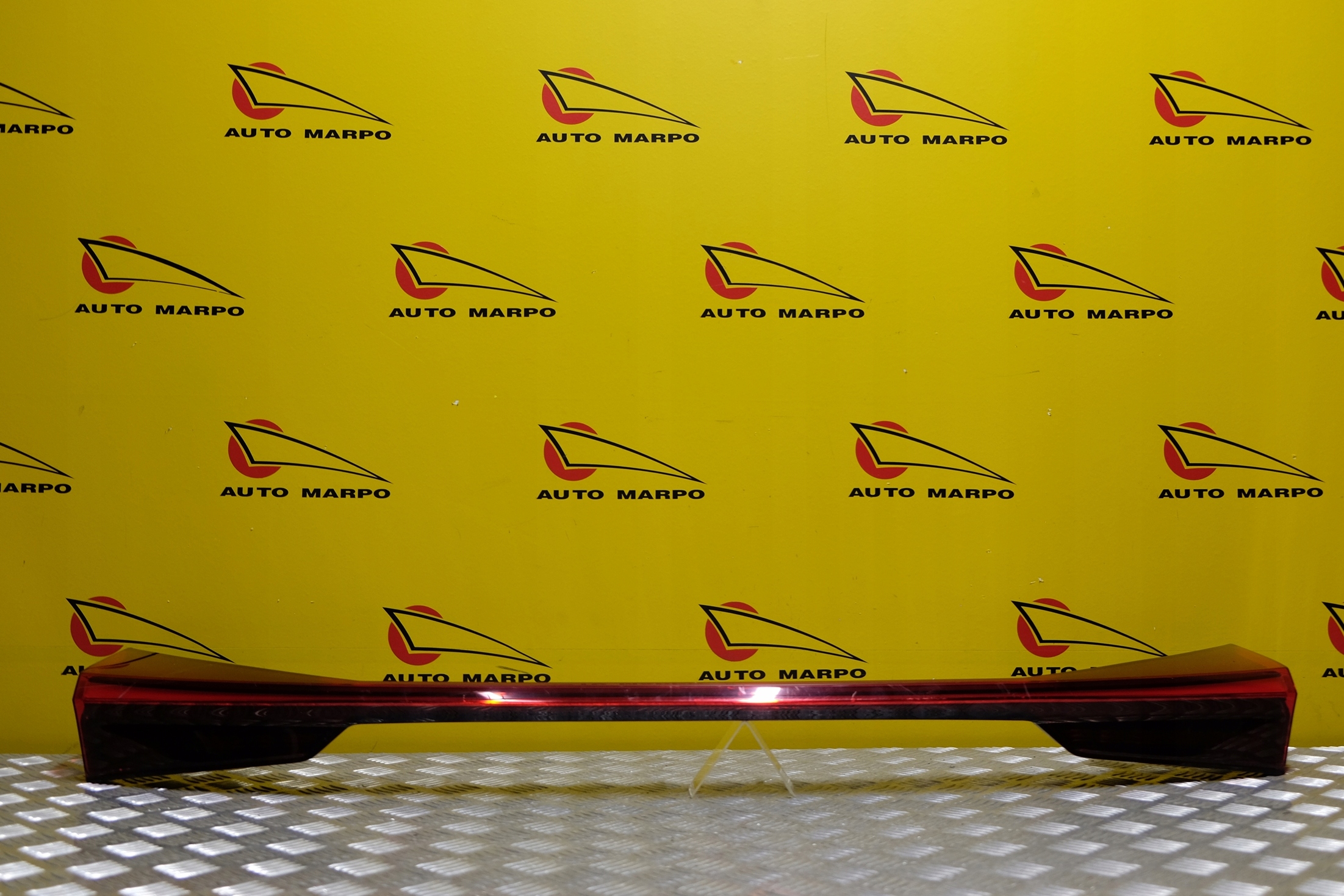 LEXUS UX UX200 UX250 BLENDA KLAPA LAMPA LED USA Producent części Lexus OE