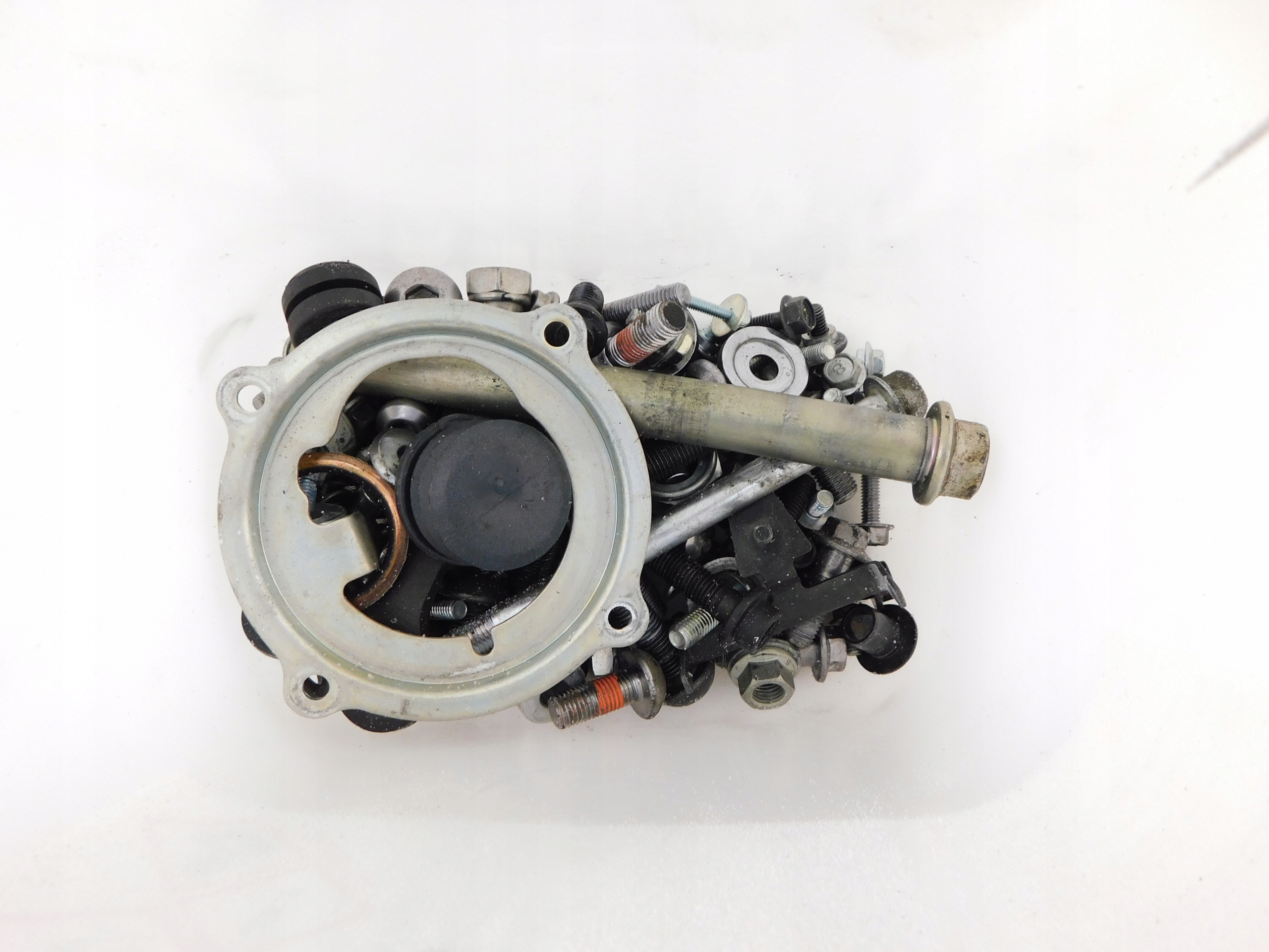 YAMAHA MT 07 MT07 13-17 БОЛТЫ В СБОРЕ