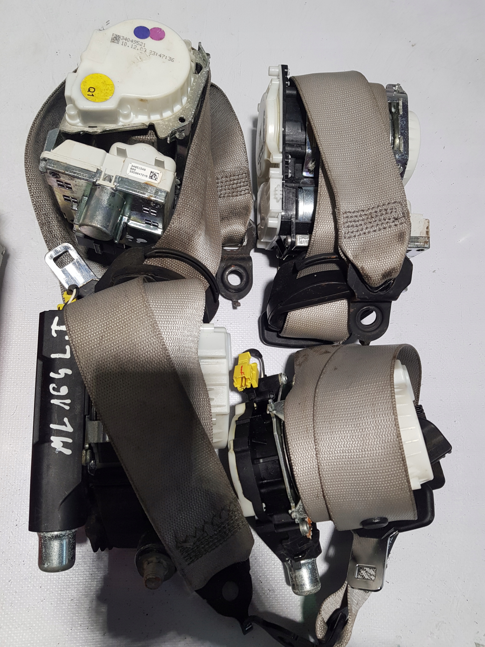 A1648601885 A1648601785 - MERCEDES ML W164 X164 лифт полный комплект ремни спереди и сзади