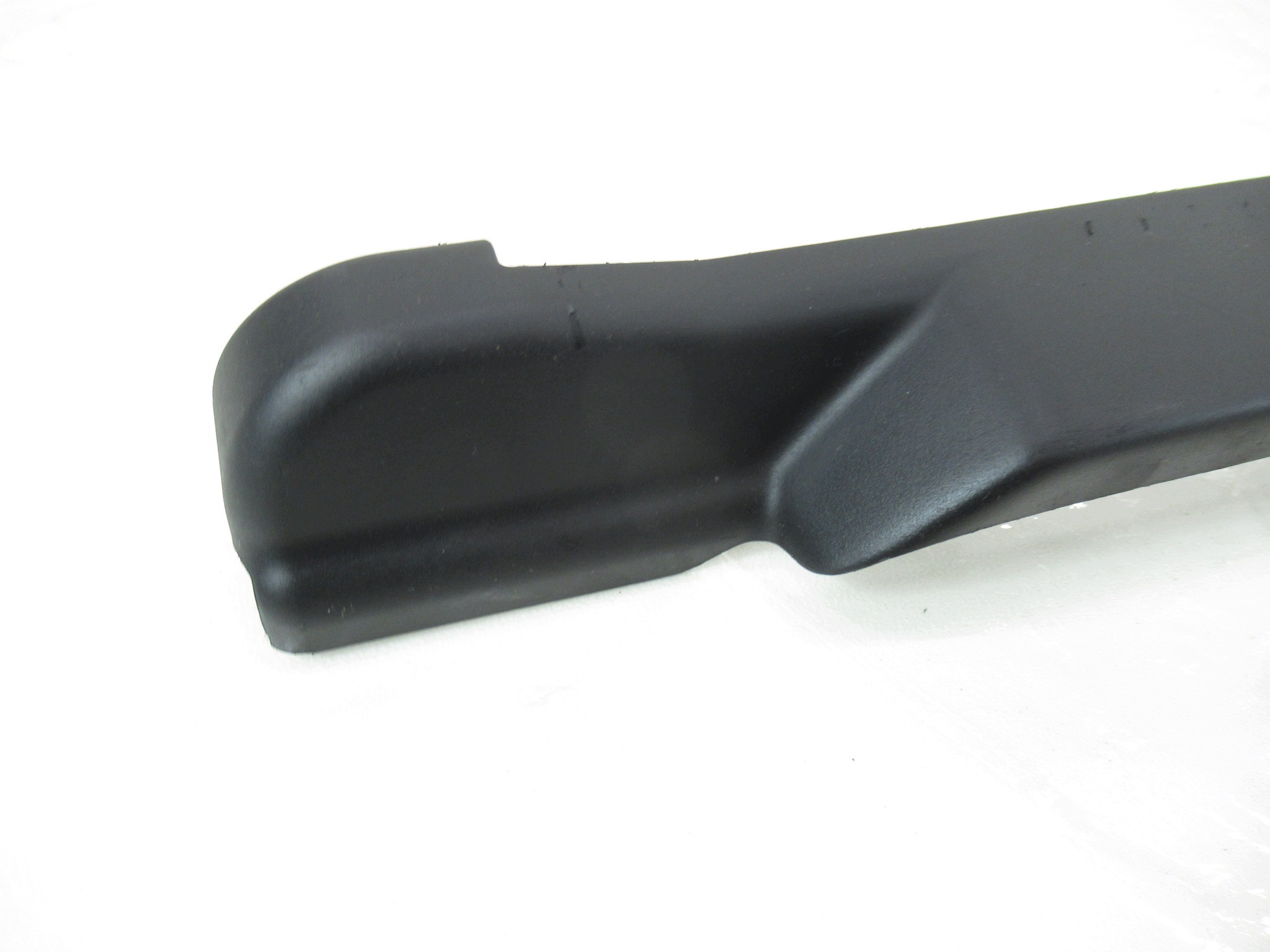 cover szyny seat left front BMW e60 e61 sedan KOMBI