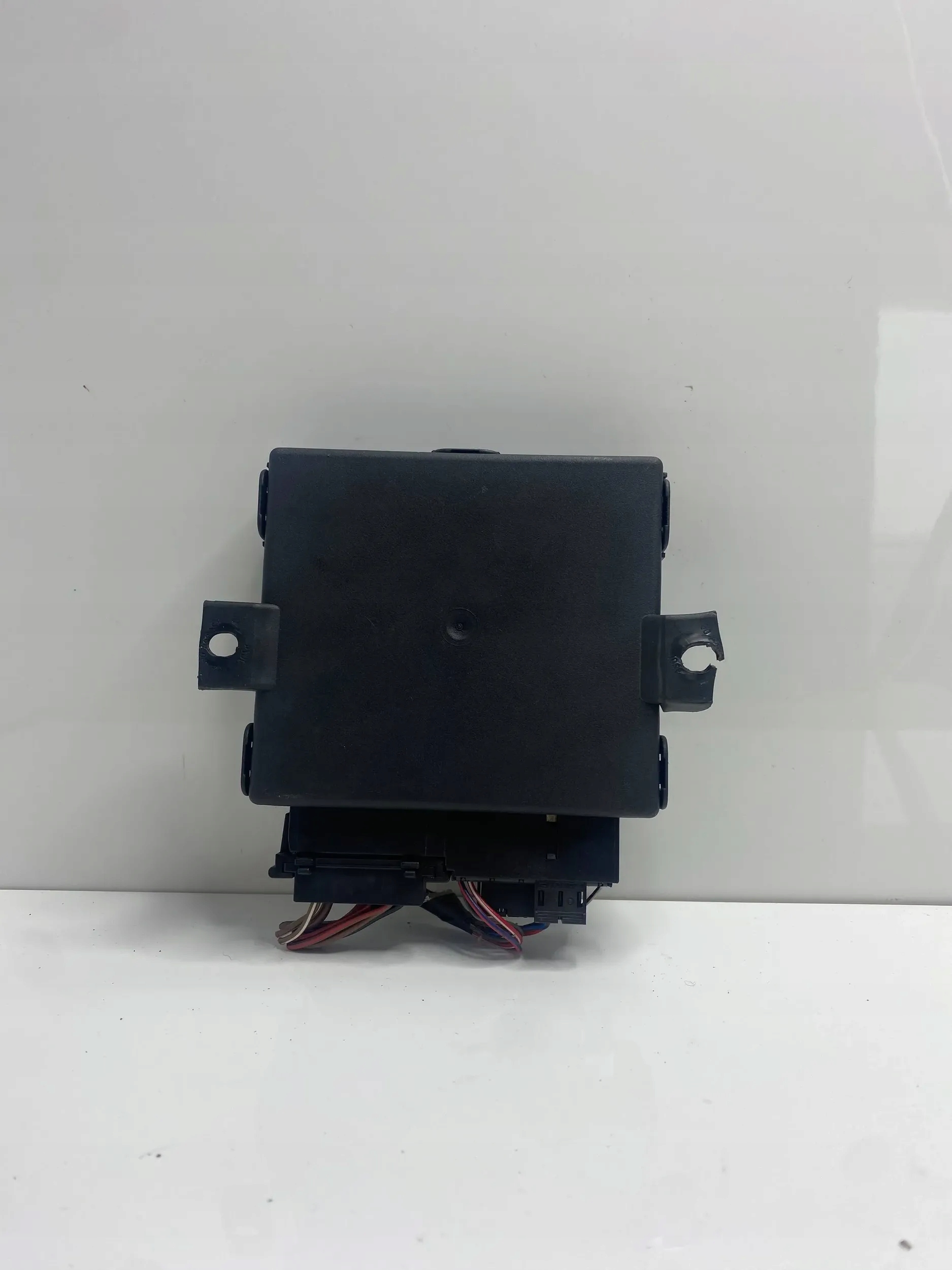 Unité commande confort OPEL ASTRA III 1.6 16V 24437076