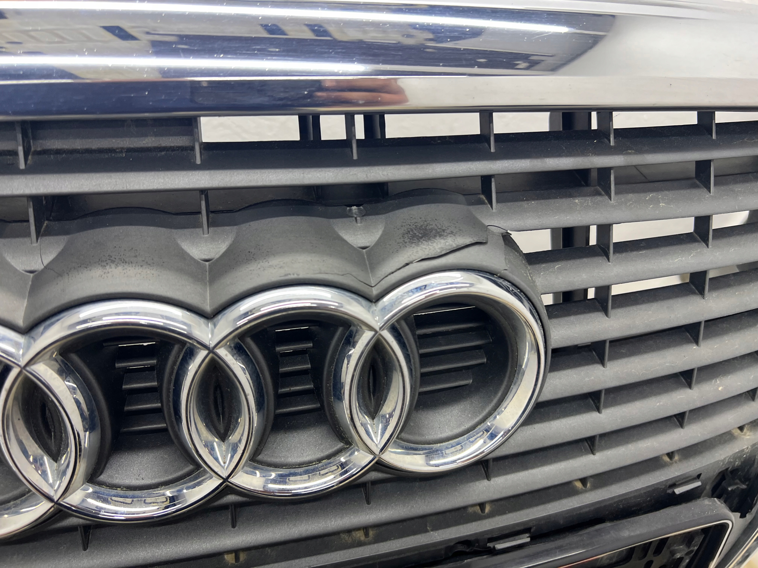 Paraurti Anteriore completo LAVAFARI AUDI A6 C6 LY7J