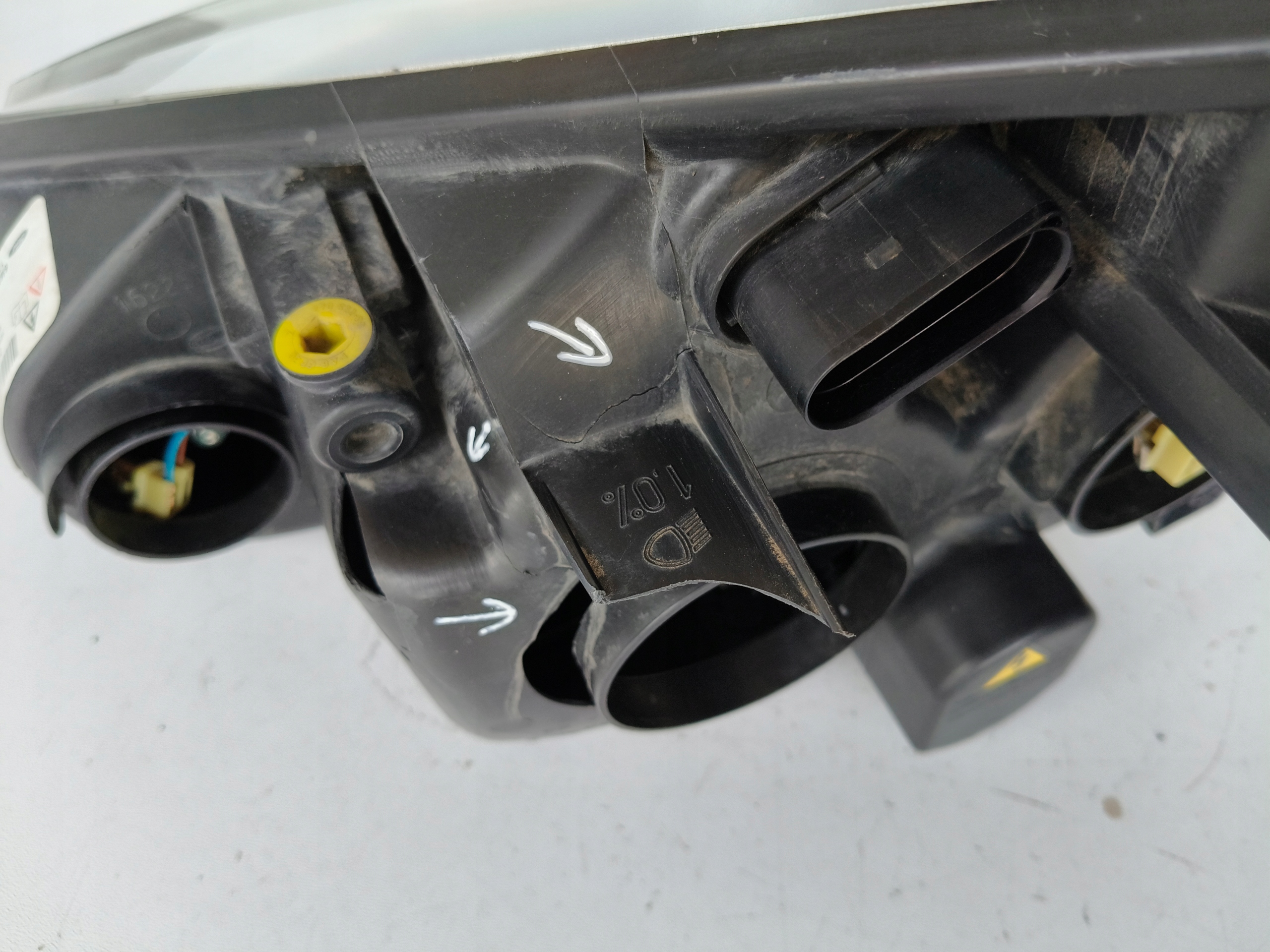 light right REFLEKTOR FORD S-MAX MK1 06- XENON