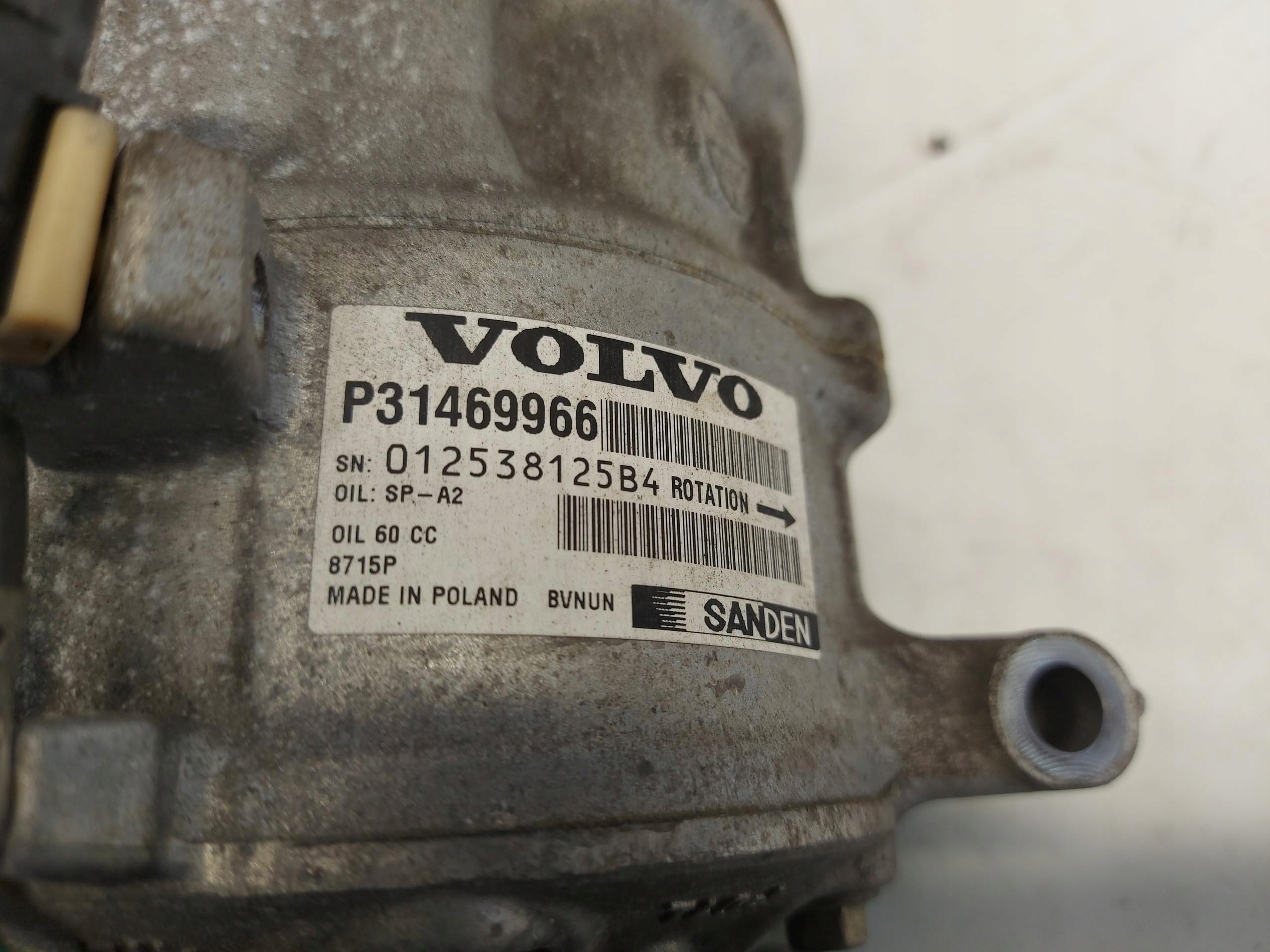 VOLVO XC90 II D5 compressor; compressor of the air conditioning 31469966