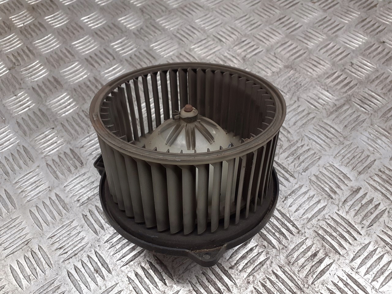 WENTYLATOR NAWIEWU VOLVO V40 016070-0620