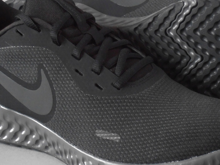 BUTY NIKE REVOLUTION 5 Black (BQ3204-001) r. 44 Rozmiar 44