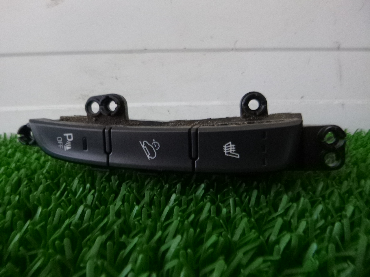 HYUNDAI KONA 17- PANEL levers 93350-J9BF0