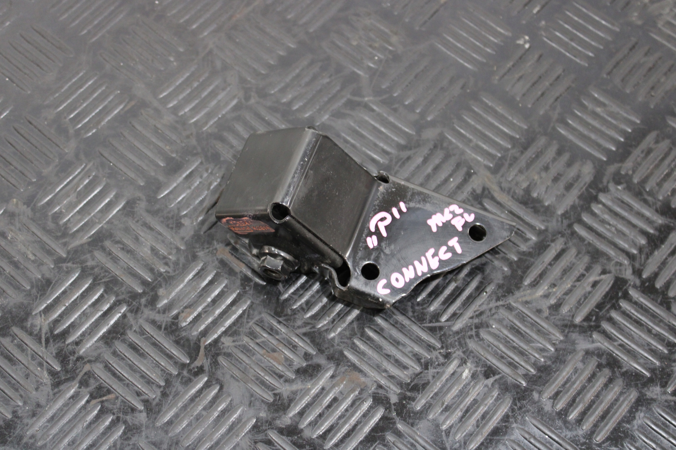 holder bracket tip right K261A FORD TRANSIT CONNECT II MK2 FL