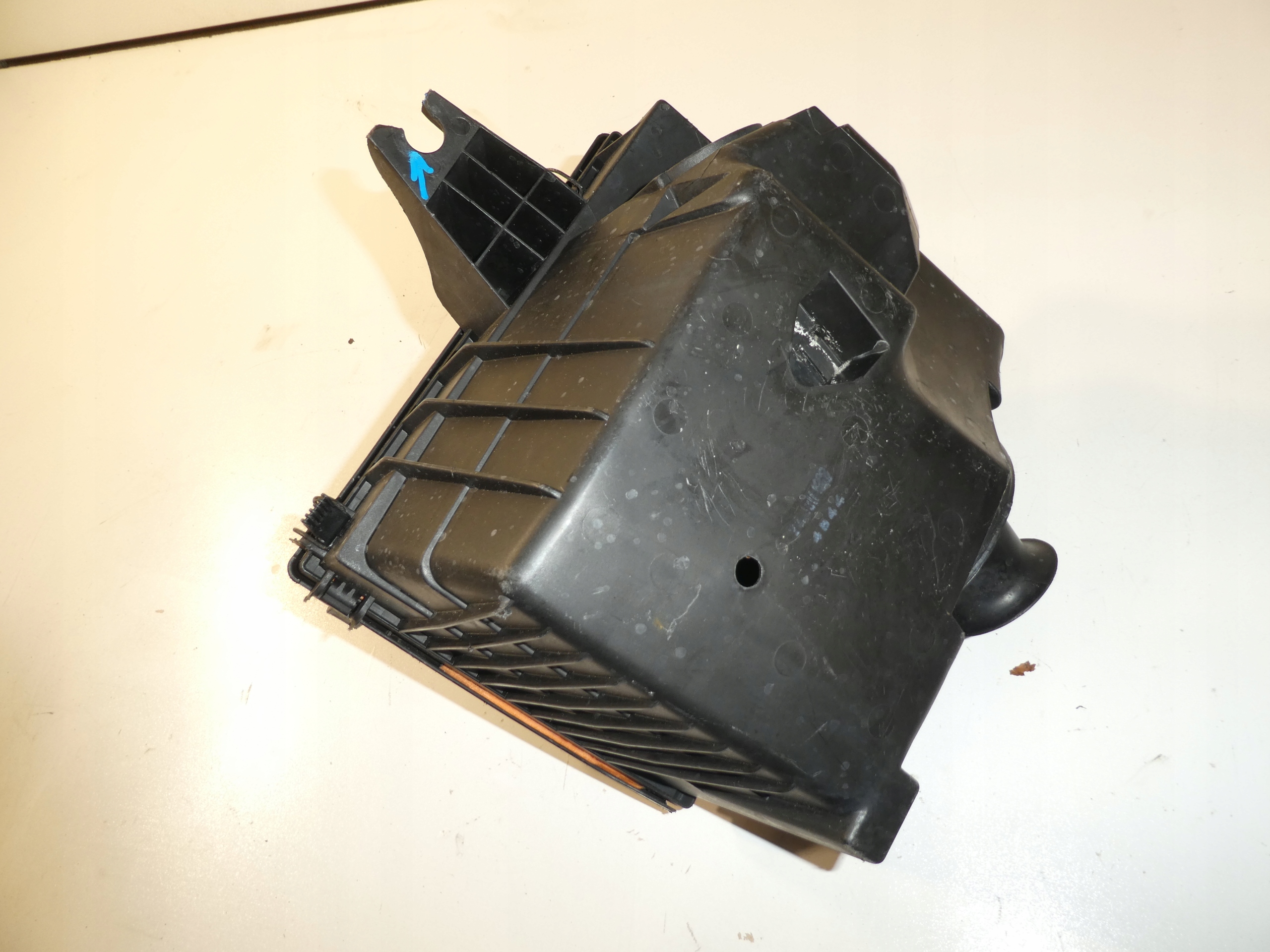 Gehäuse filter luft VW T4 MULTIVAN 074129607M