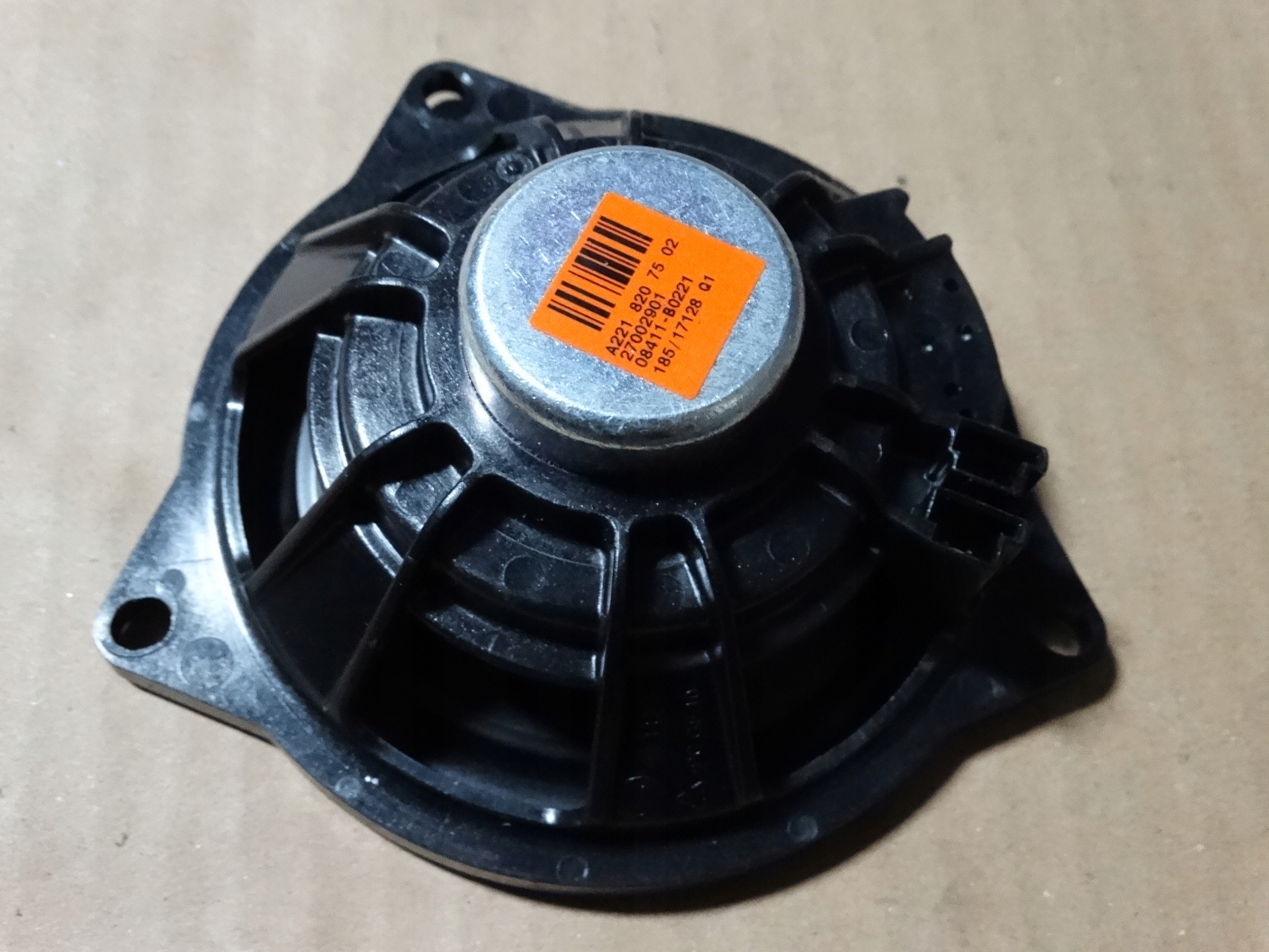speaker HARMAN & KARDON MERCEDES W221 W216 1 9