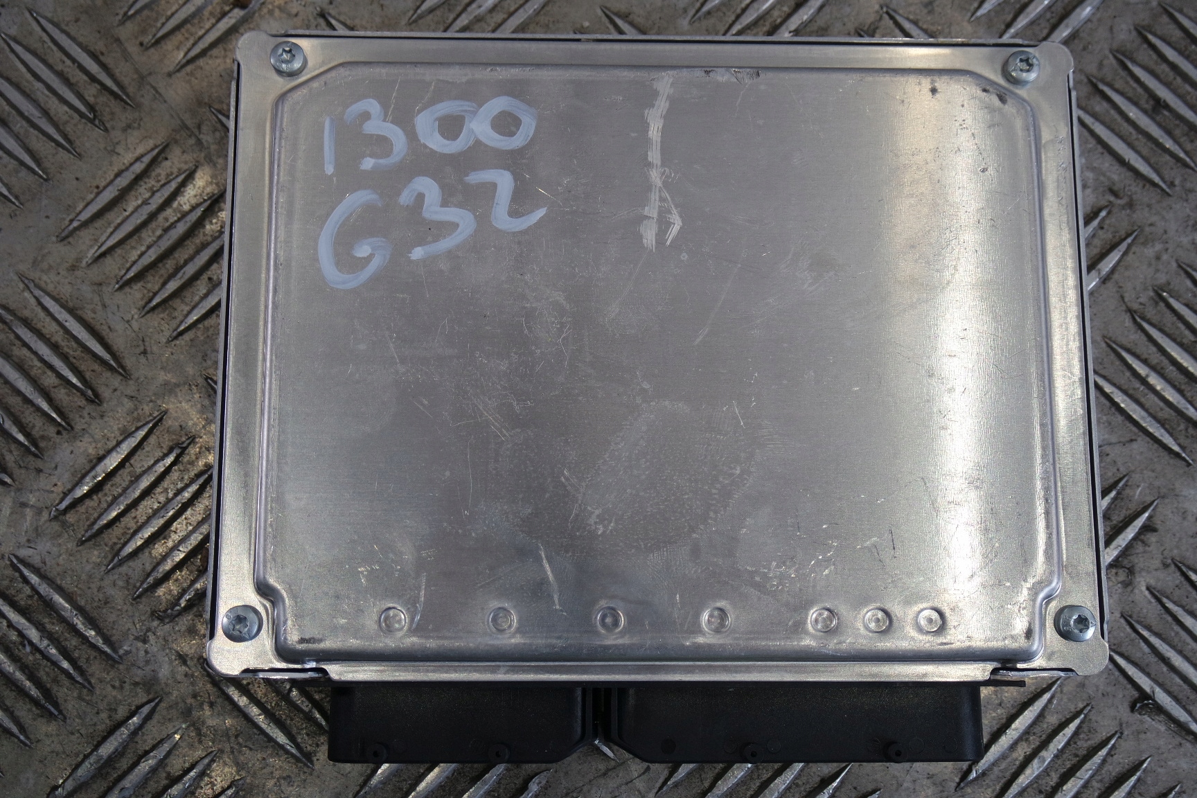 БЛОК УПРАВЛЕНИЯ КОРОБКОЙ BENTLEY 3W0907553E