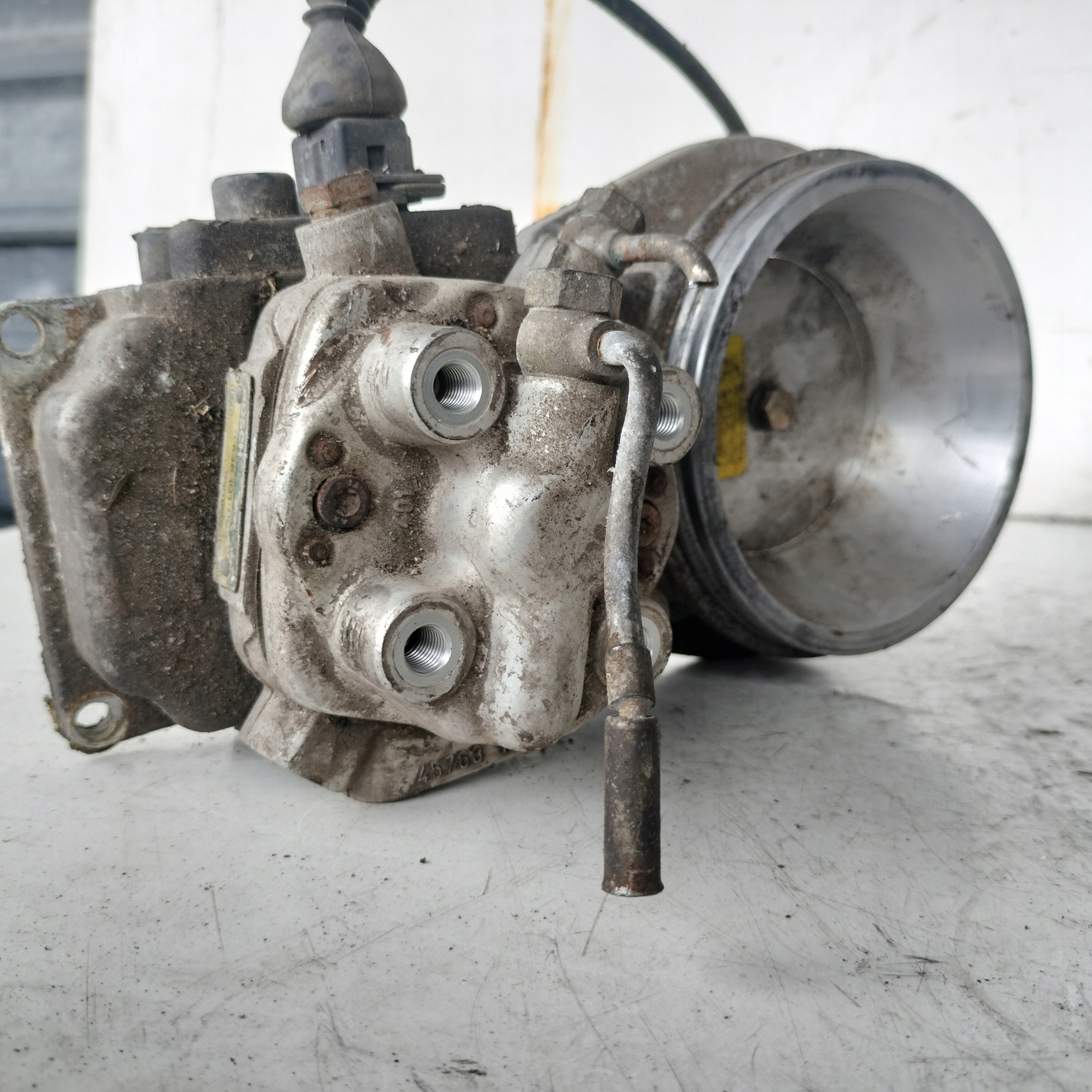 AUDI 80 B3 1.8 distributore carburante 026133353 BOSCH
