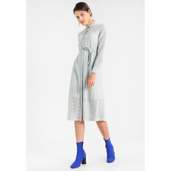Šaty z krajky Selected Femme 36