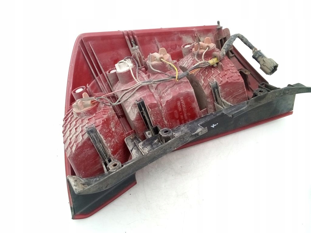 Kia Carens III 3 light left rear part rear 92401-100L
