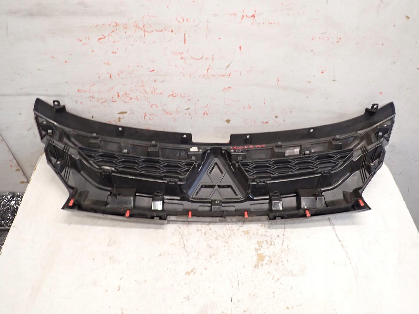 Grill MITSUBISHI L200 V LIFT 2019- 7450B291ZZ