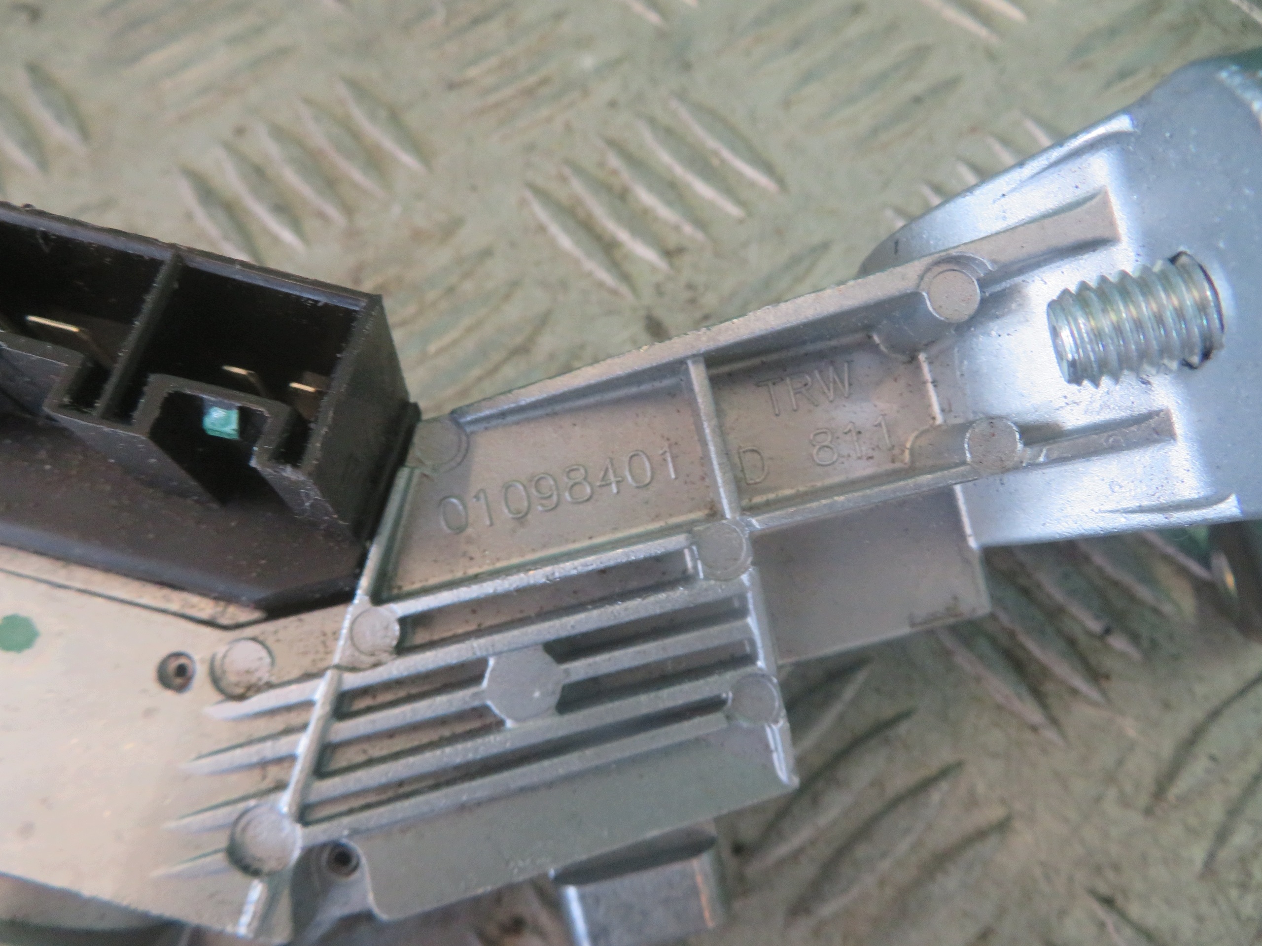 ignition Z KLUCZYKIEM IVECO DAILY 21R 05801364057