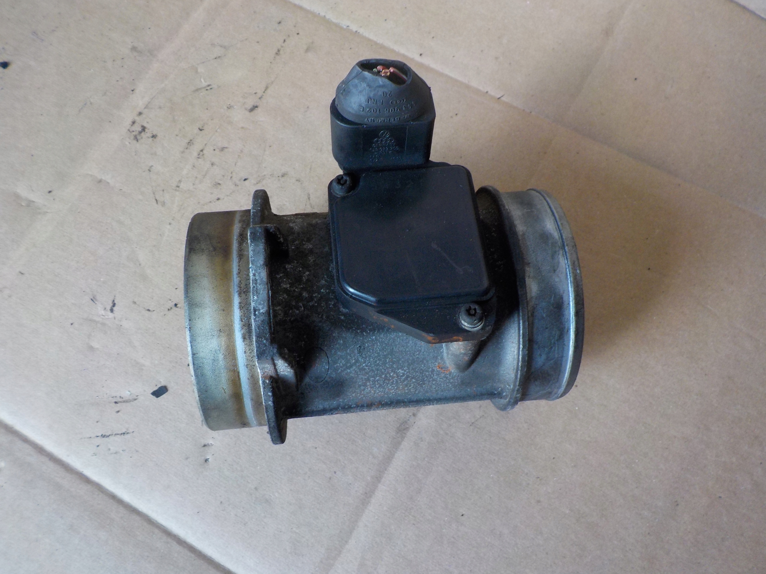 AUDI A4 B6 2.5 TDI flow meter 059906461G