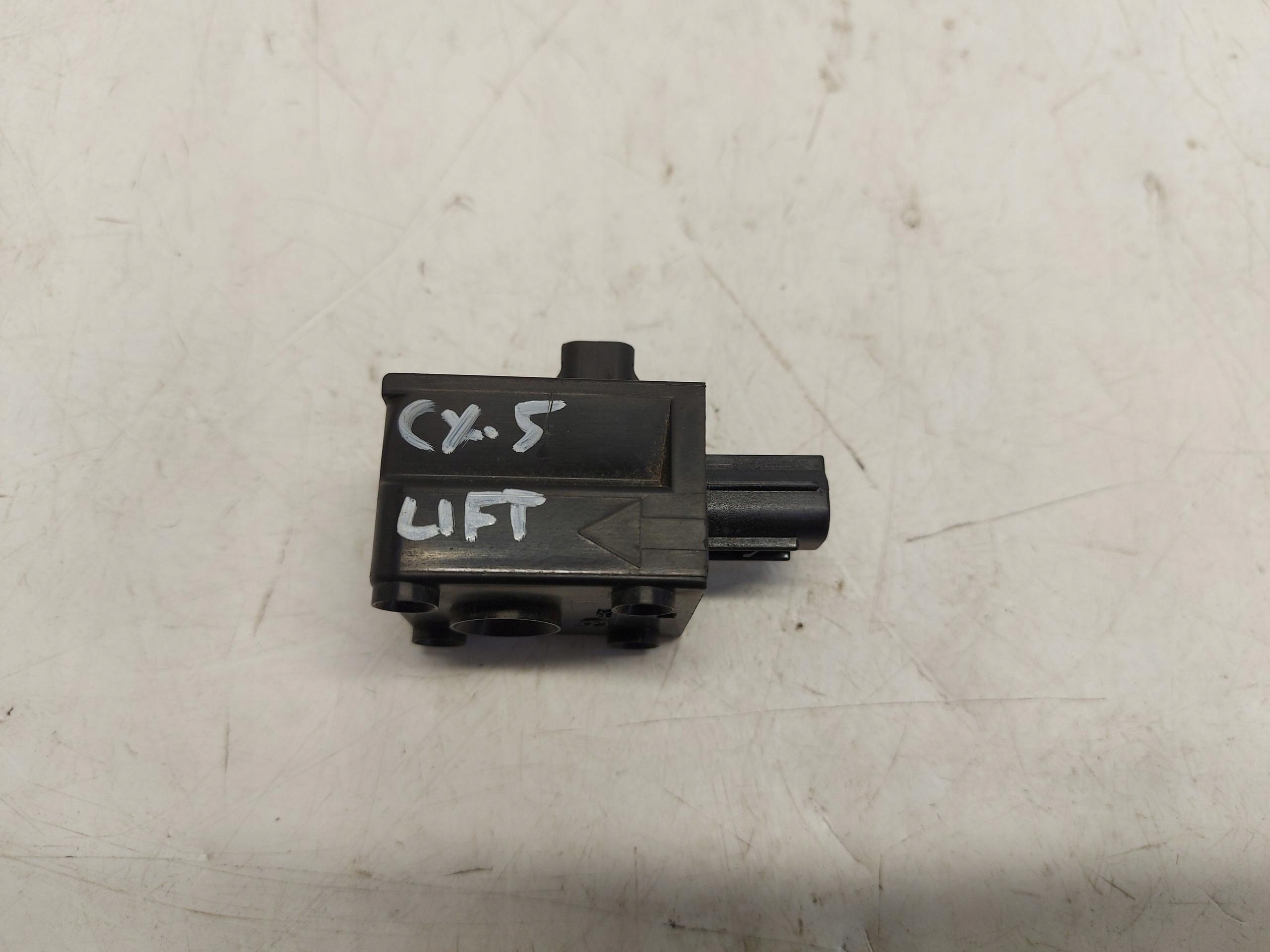 Mazda CX5 II Lift reprák parkování BUZZER KD45676B1
