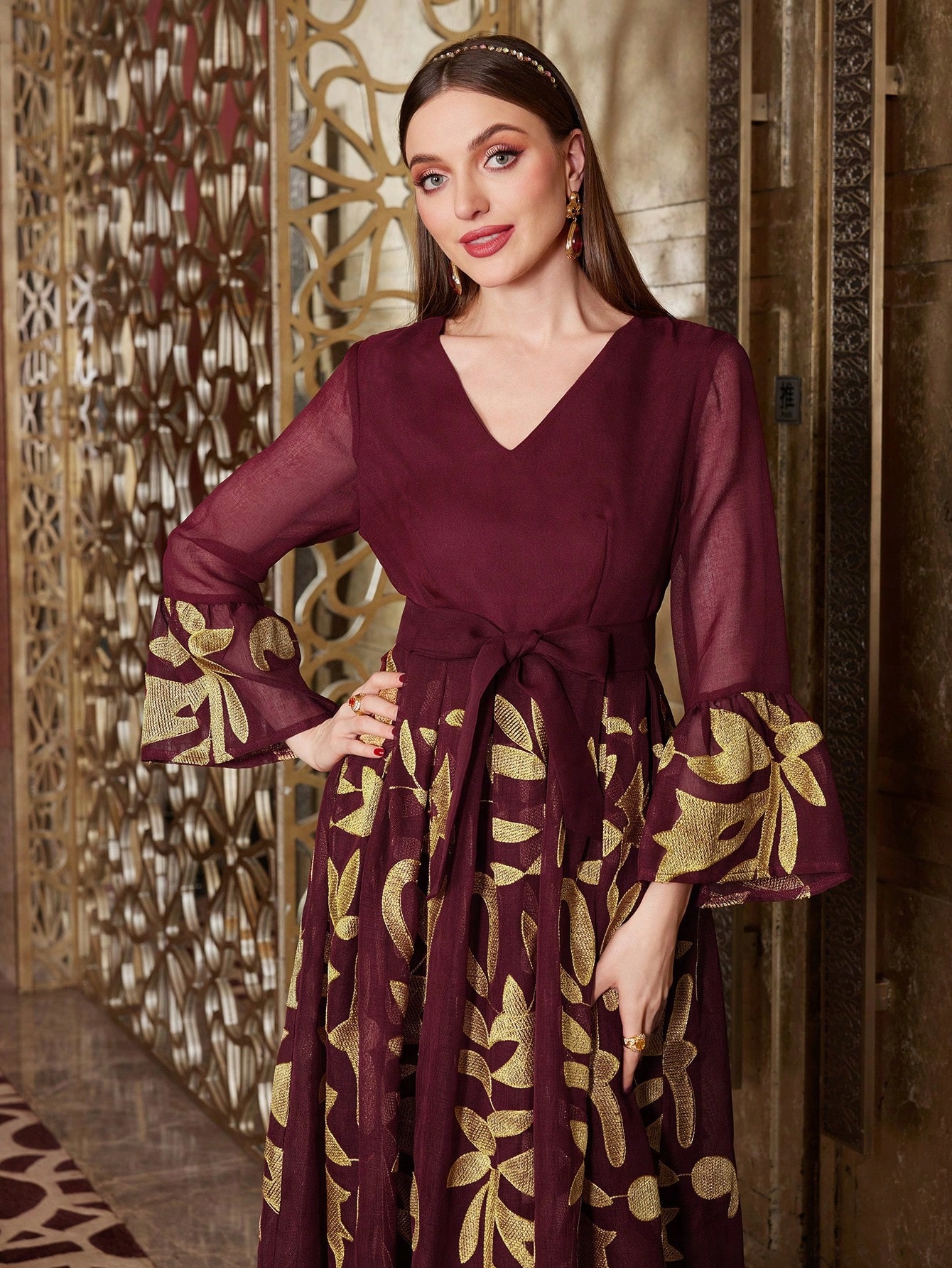 Šaty Vínová Vyšívaná Zlatá Nitka Maxi Shein XL 42